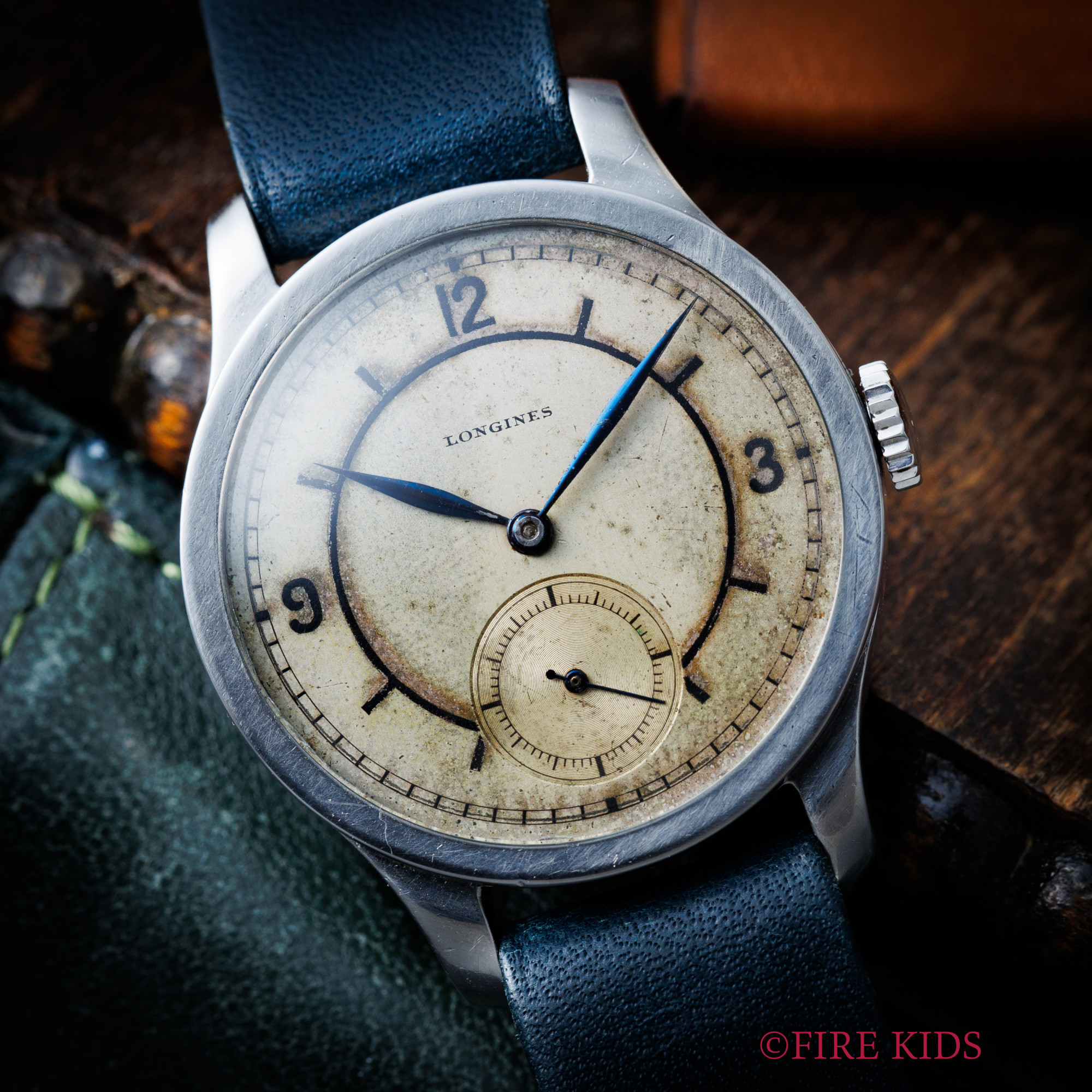 ロンジン セクターダイヤル 1937年製 手巻き Cal.12.68Z スモールセコンド 飛びアラビア