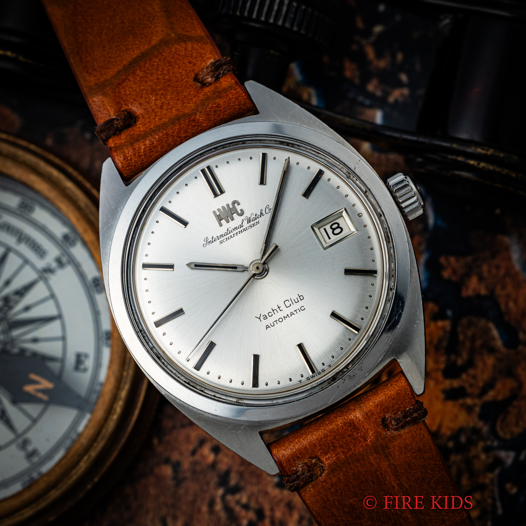 IWC 1968年製 ヨットクラブ Ref.811AD ペラトン式自動巻 Cal.8541 お魚リューズ