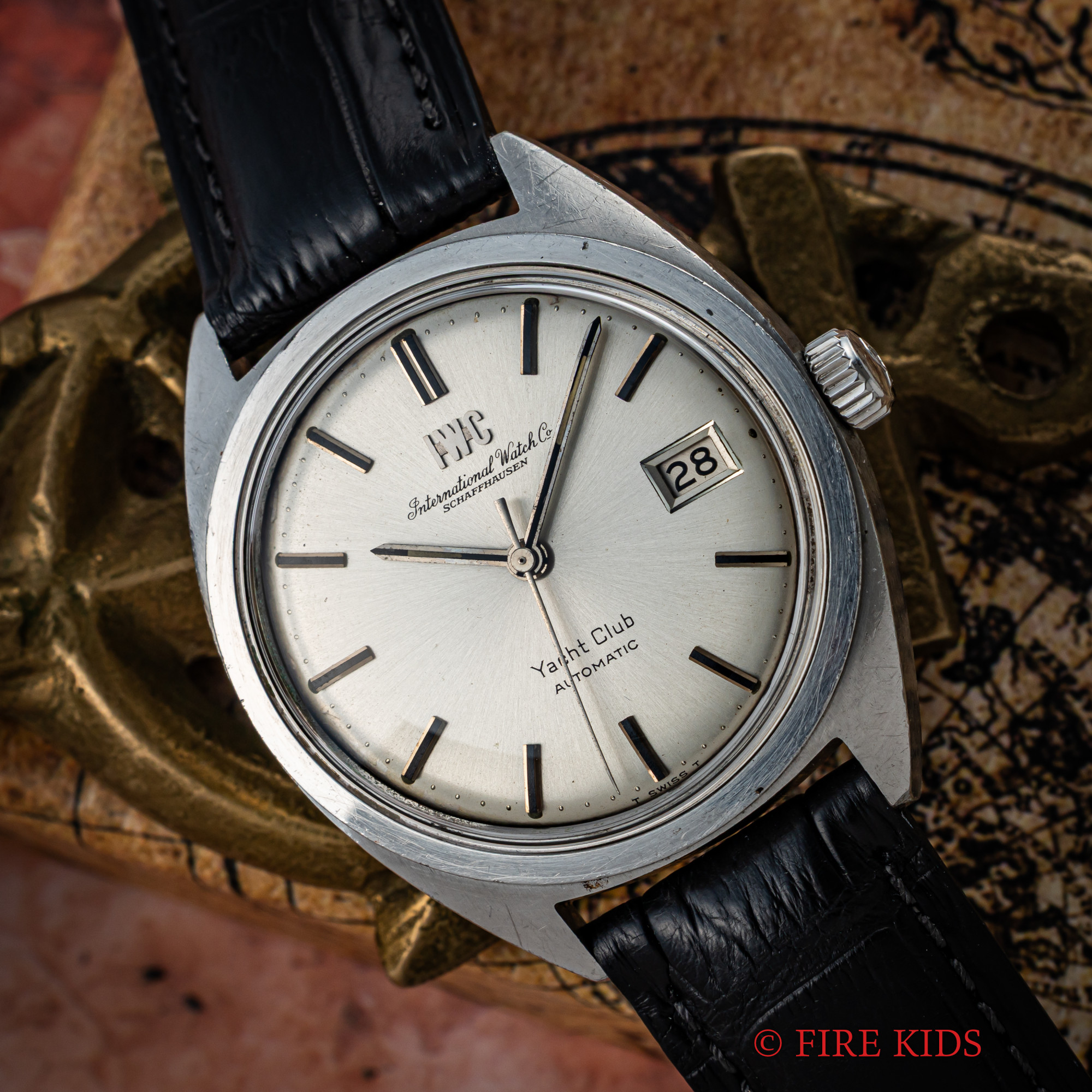 IWC ヨットクラブ 1970年製（昭和45年製） Ref.R811 ペラトン式自動巻 Cal.8541B シルバーダイヤル