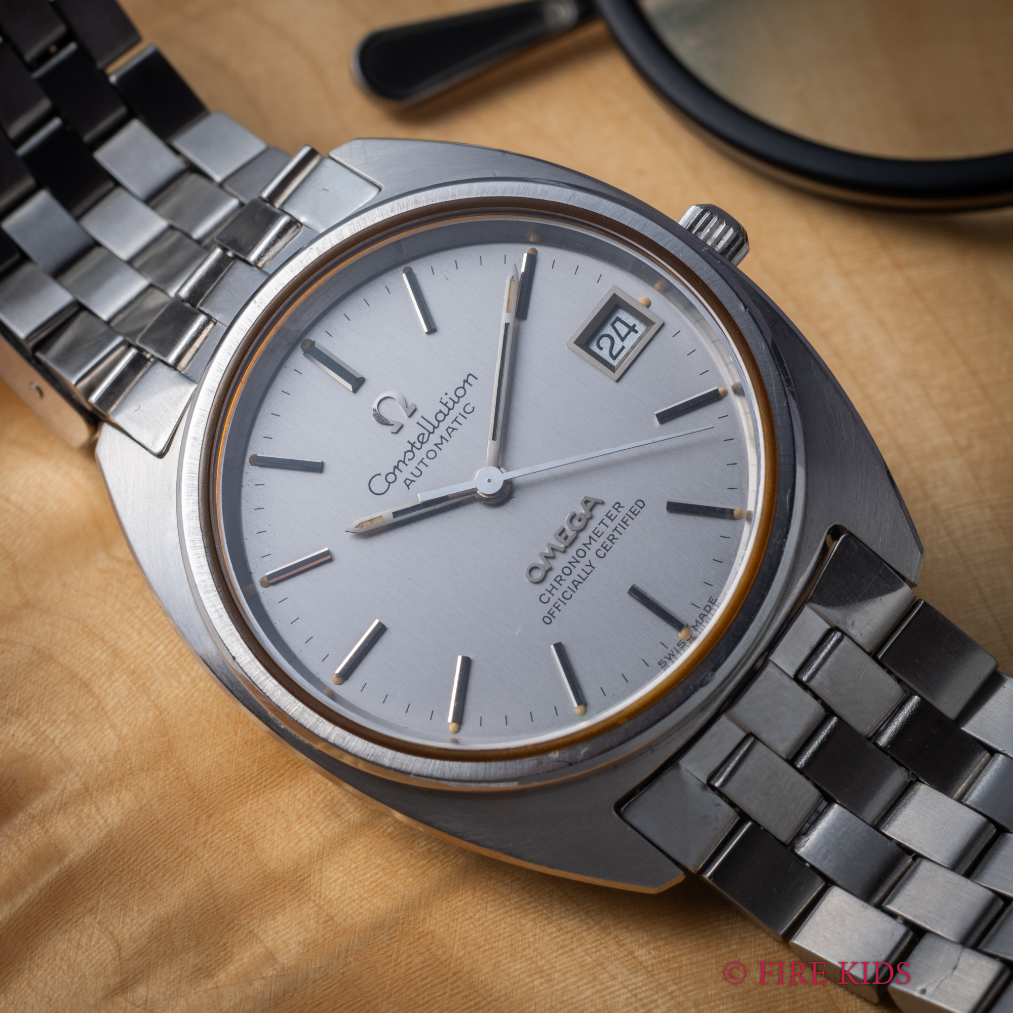 オメガ コンステレーション 1972年製 Ref.168.0056 ジェンタデザイン後期型 自動巻クロノメーター 純正ブレス