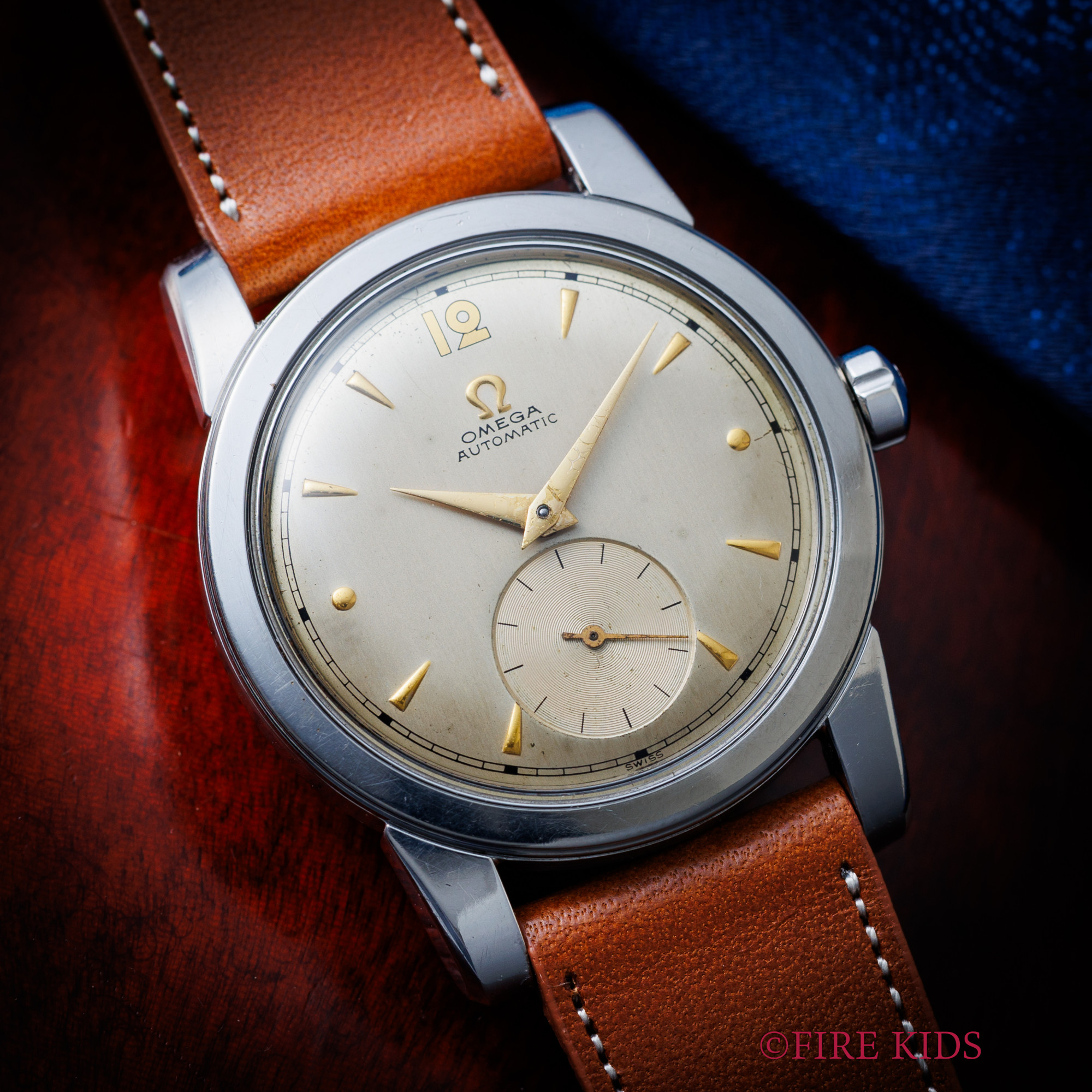 オメガ ラウンド 1950年製 バンパー式オートマチック スモセコ