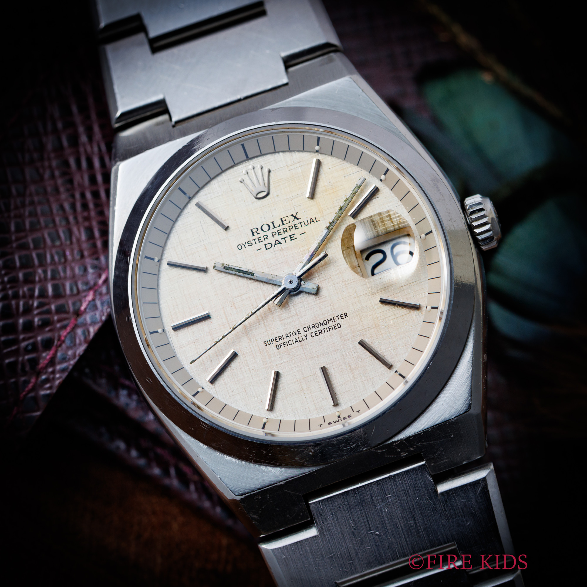 ロレックス オイスターパーペチュアルデイト 50周年記念モデル Ref.1530 リネンダイヤル 自動巻き