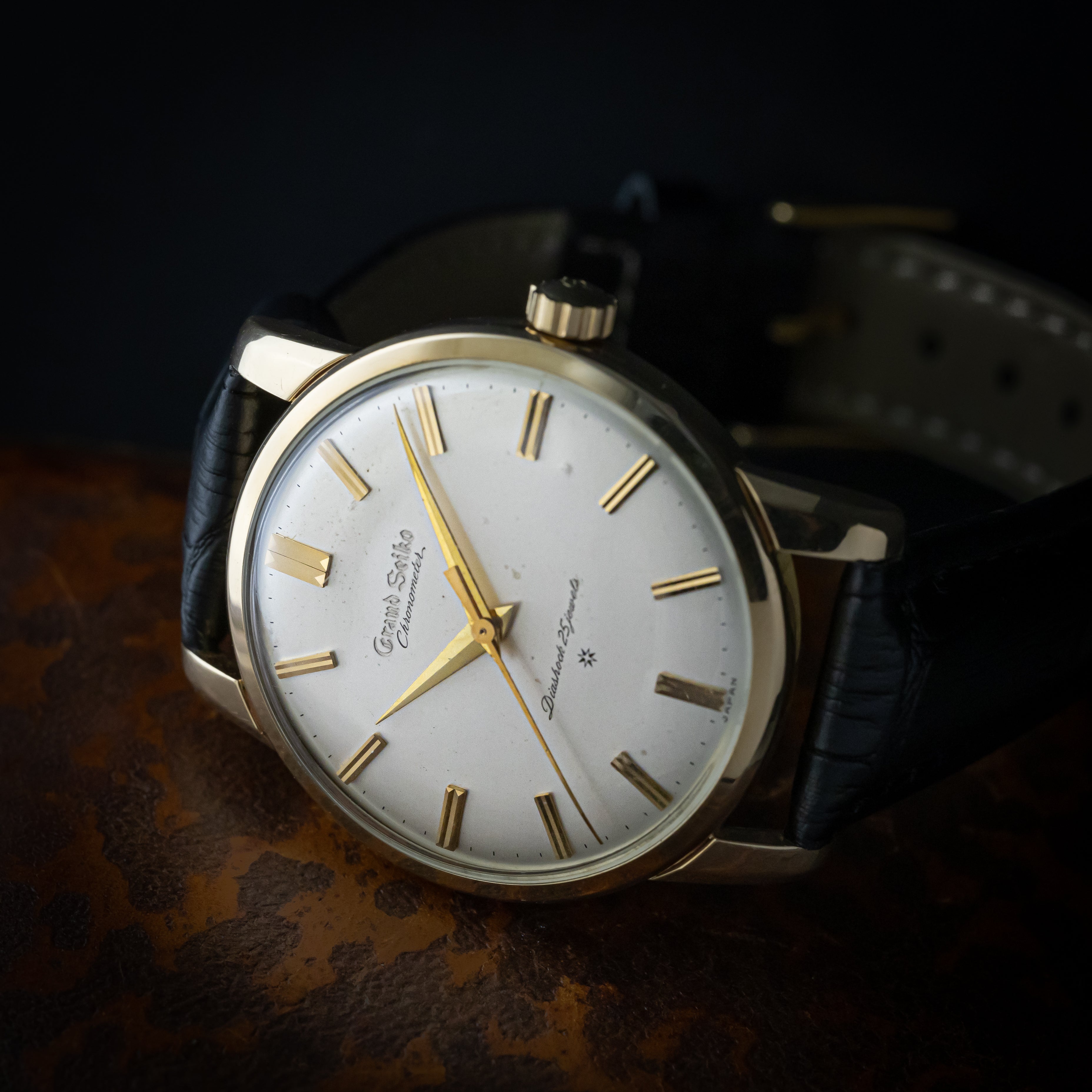 グランドセイコー ファースト初期 1960年製/昭和35年製 彫り文字盤 Ref.J14070 銀文字 山形針