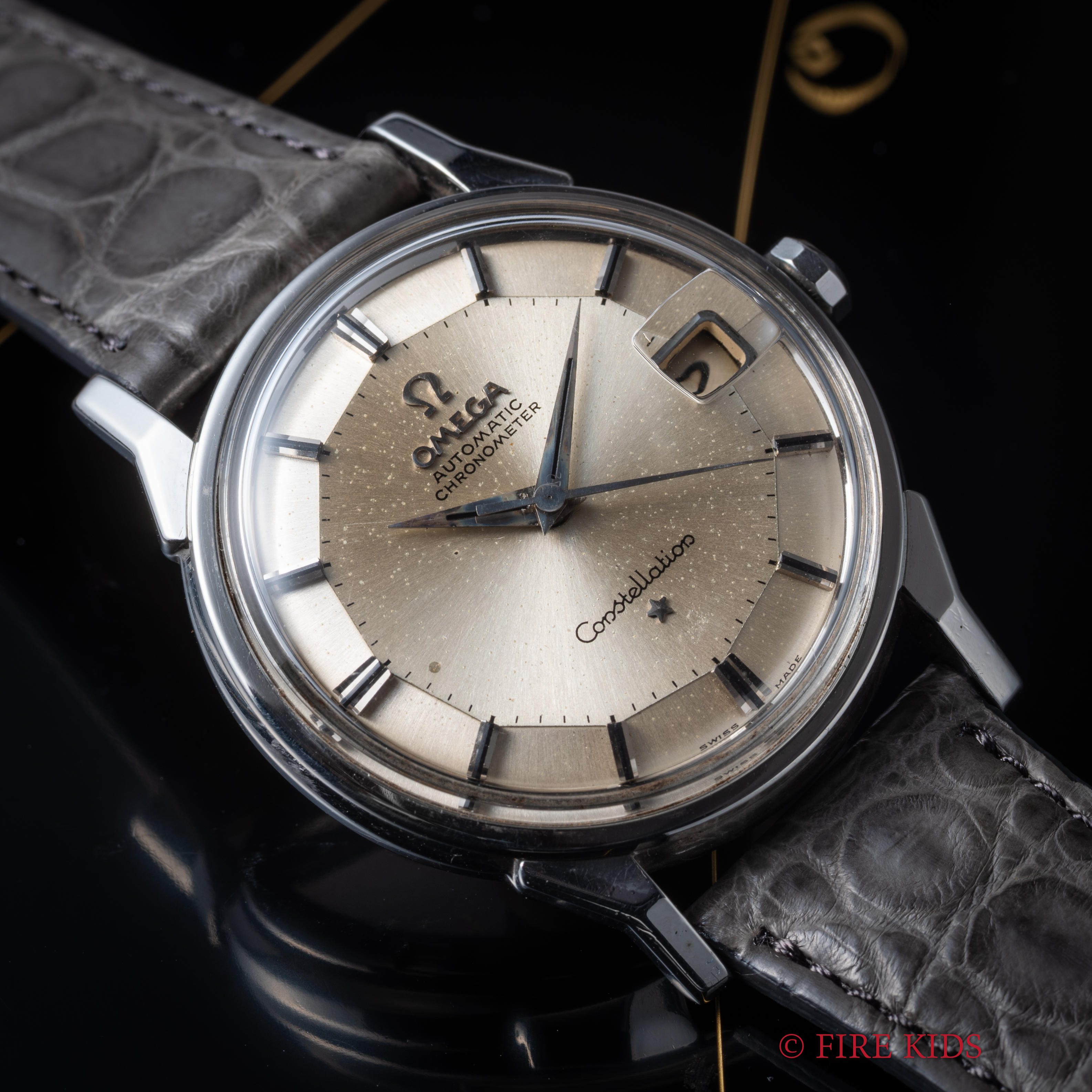 オメガ コンステレーション12角 1962年製 Cal.561 自動巻クロノメーター Ref.14902 SC61 パイパンダイヤル