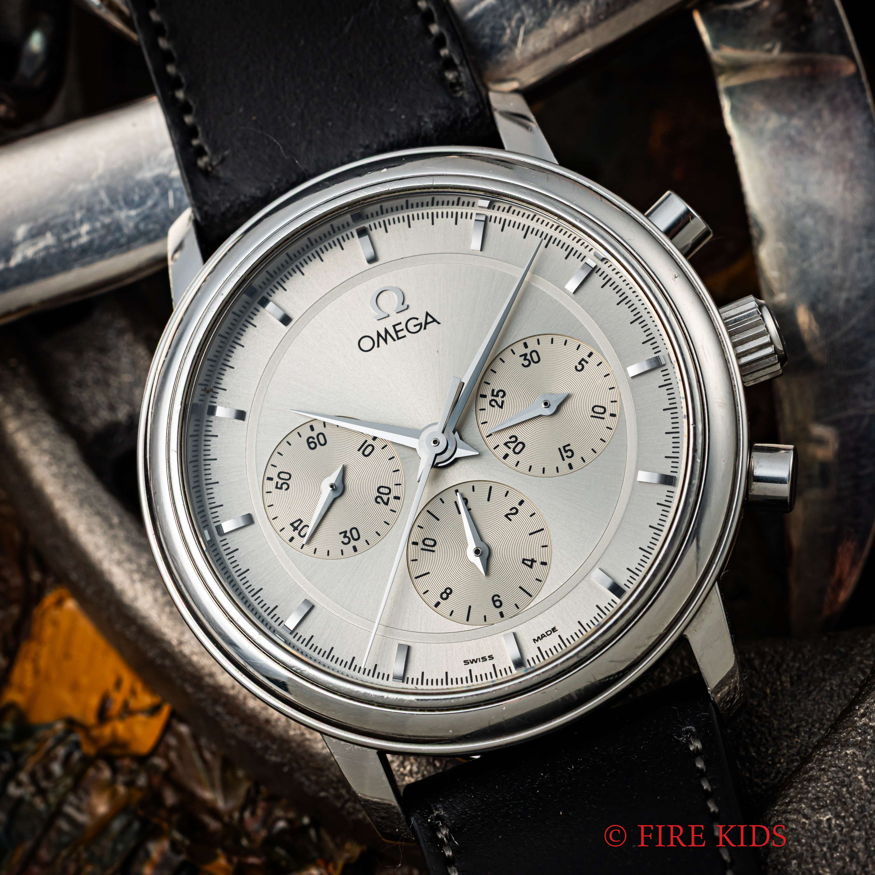 オメガ デ・ヴィルプレステージ クロノグラフ 1994年製  シルバーダイヤル Ref.145 0050 手巻 Cal.861 ギャラ付