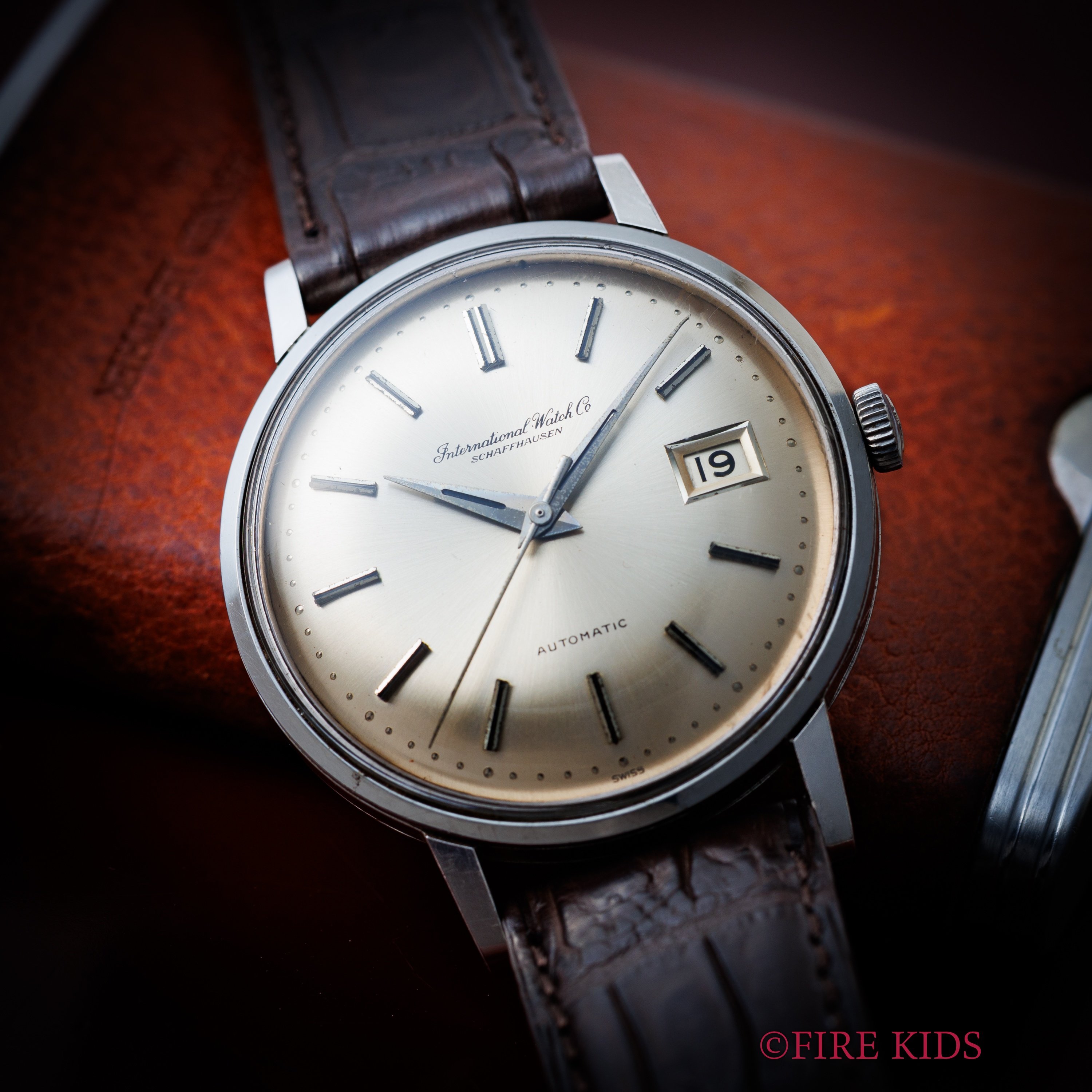 IWC ラウンドケース ペラトン式自動巻き Cal.8541 Ref.R804A 1965年製