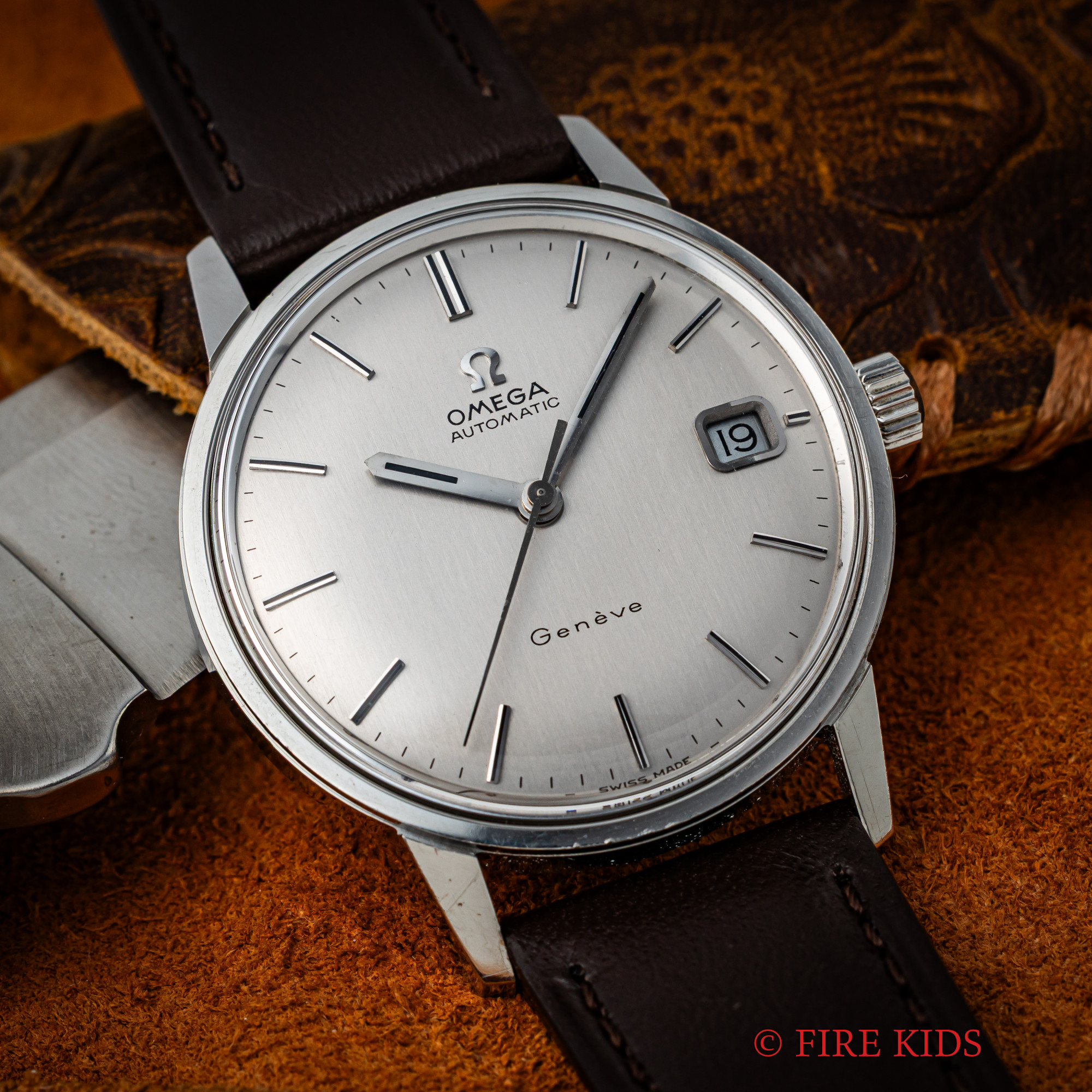 オメガ　ジュネーブラウンド　Ref.166.037　cal.565　1969年製　自動巻き