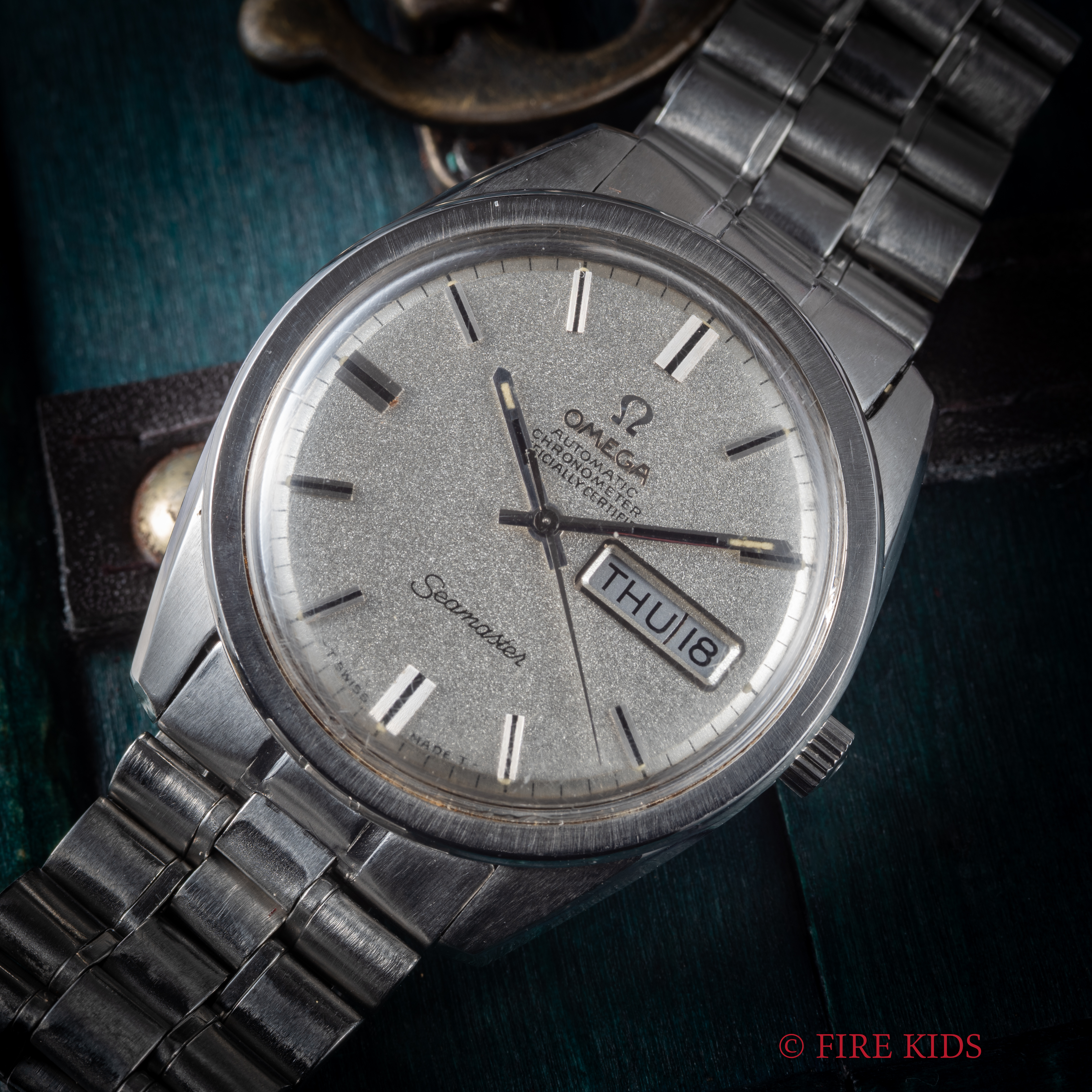 オメガ シーマスター クロノメーター シルバー文字盤 1969年製 自動巻き Ref.166.032 Cal.751 純正ブレス