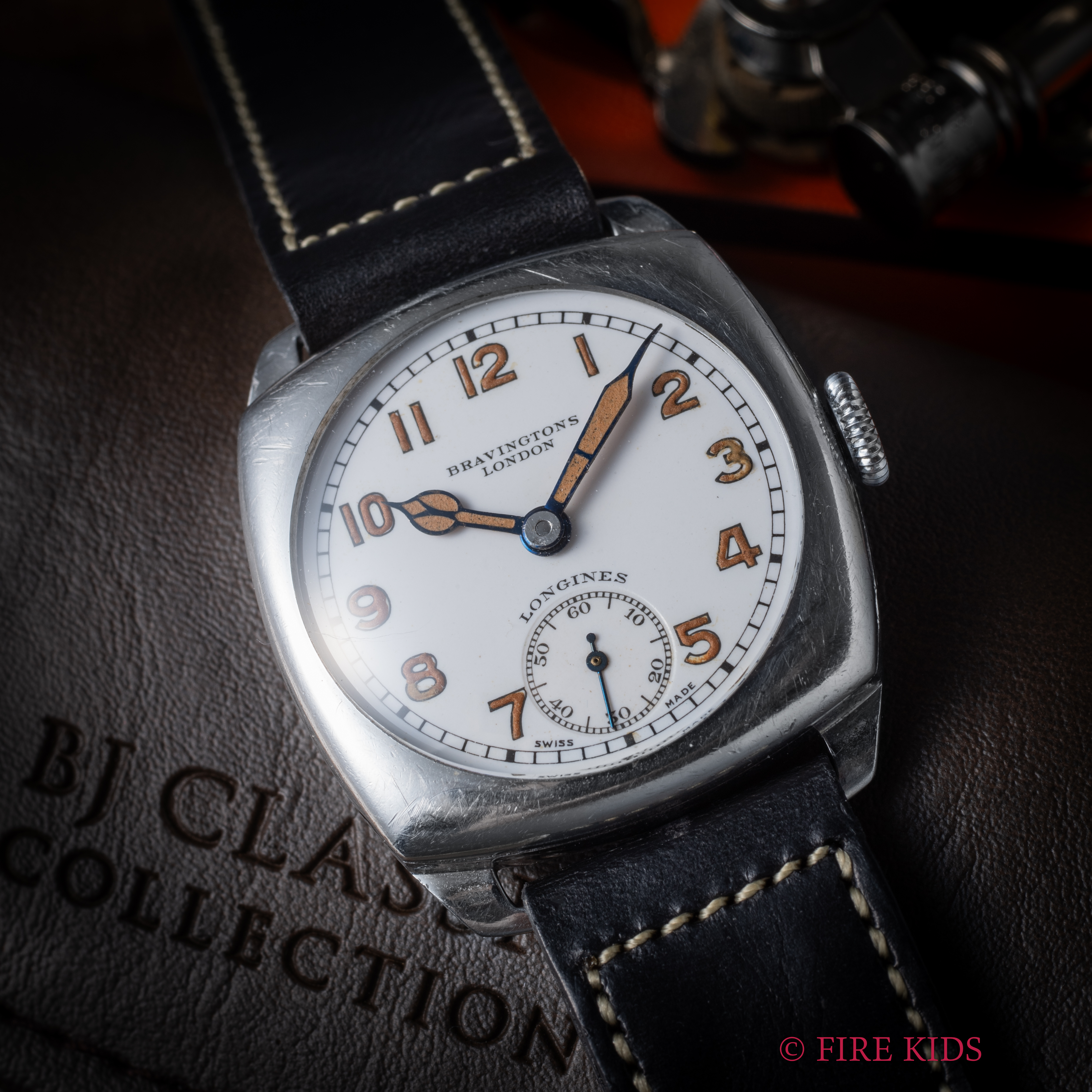 ブラヴィトンズ ロンドン デニソンケース 手巻き 1940年代製