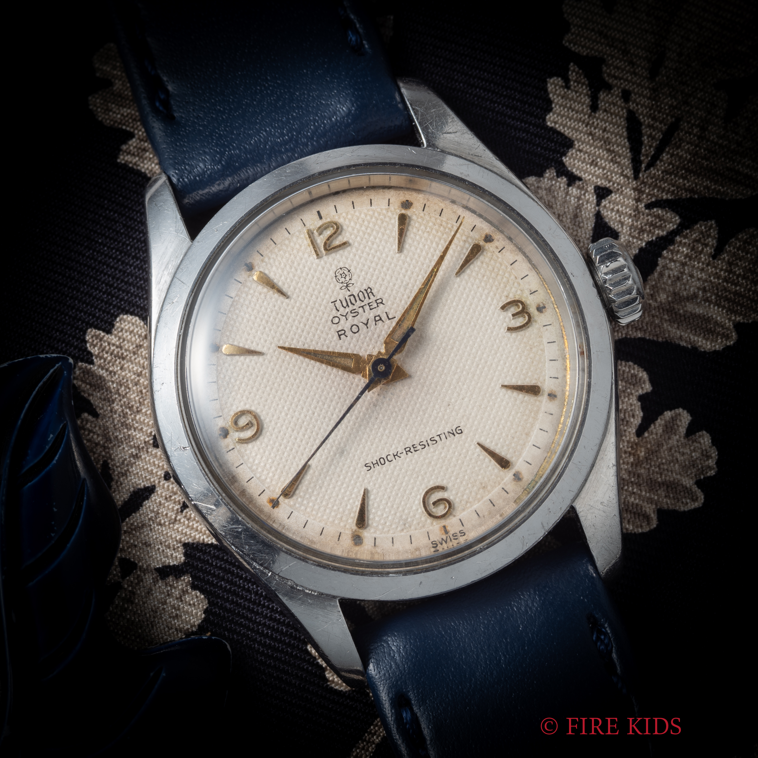 チューダー 小薔薇オイスター ロイヤル 1955年製 ギョウシェダイヤル 手巻き Ref.7903 飛びアラビアダイヤル