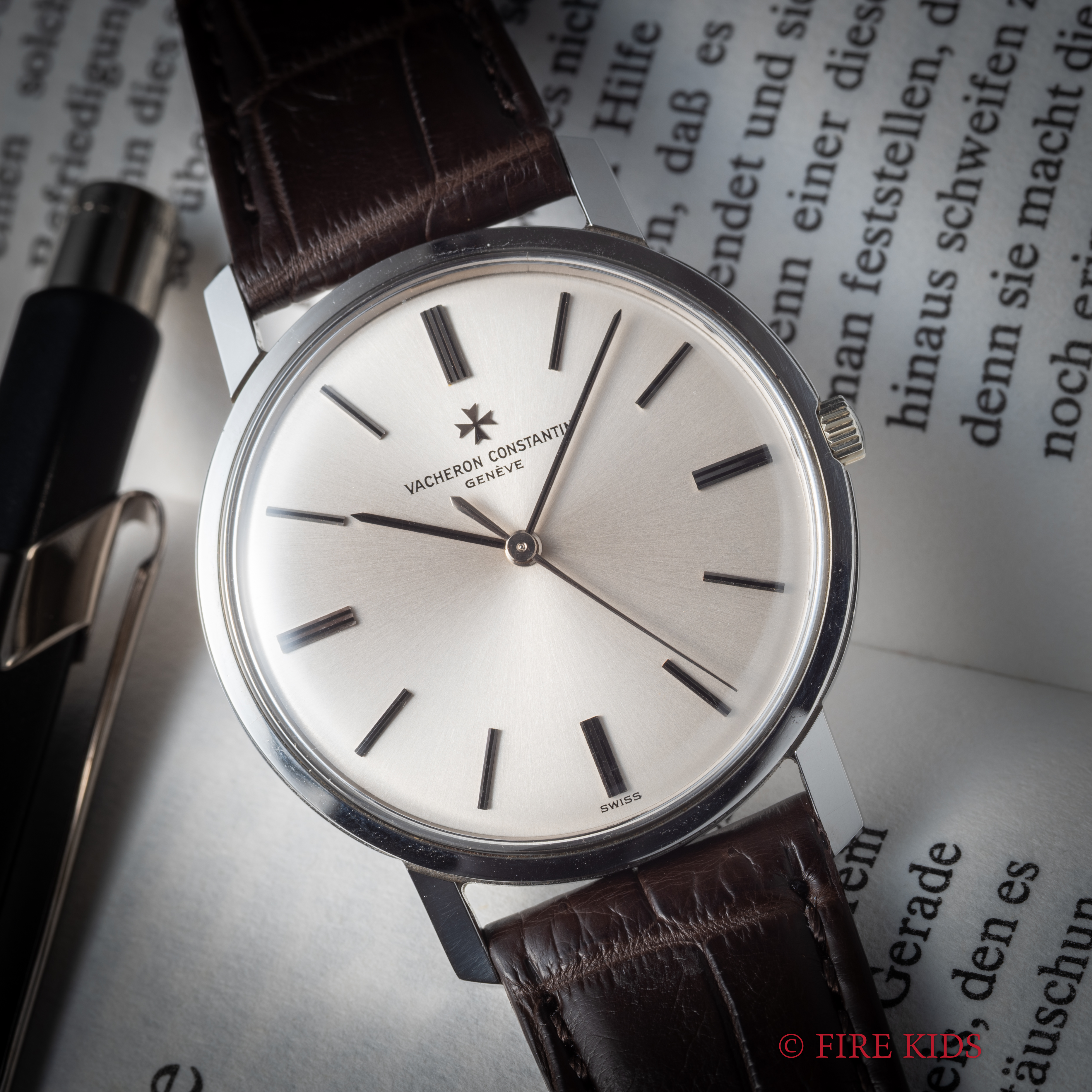 ヴァシュロンコンスタンタン Ref.6903 Cal.K1002 純正革ベルト、純正尾錠、箱付き 手巻き ステンレス スクリューバック マルタ十字 ジルバーダイヤル 1960年代製