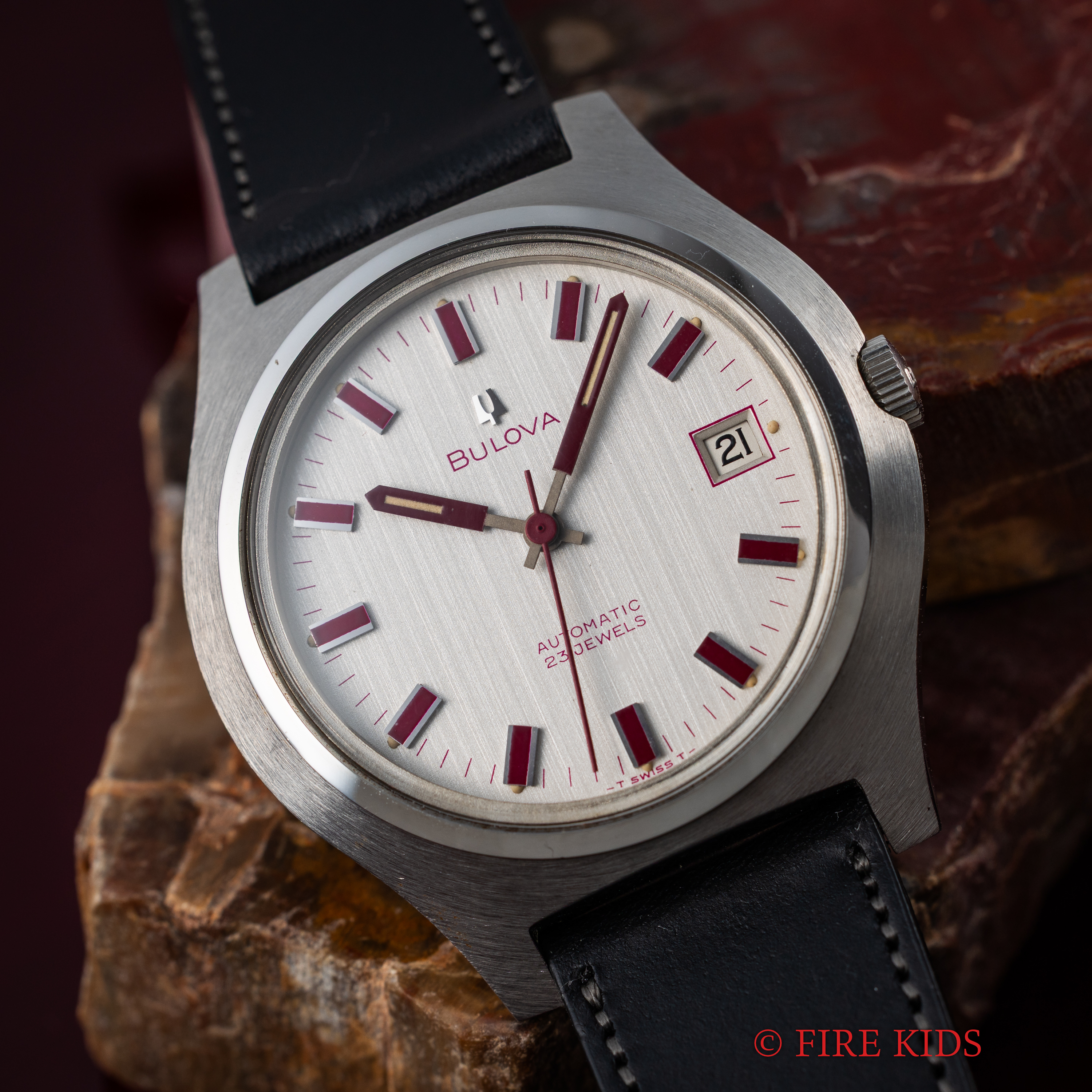 ブローバ 1970年製 樽型ケース センターセコンド スクリューバック Cal.11ANACD