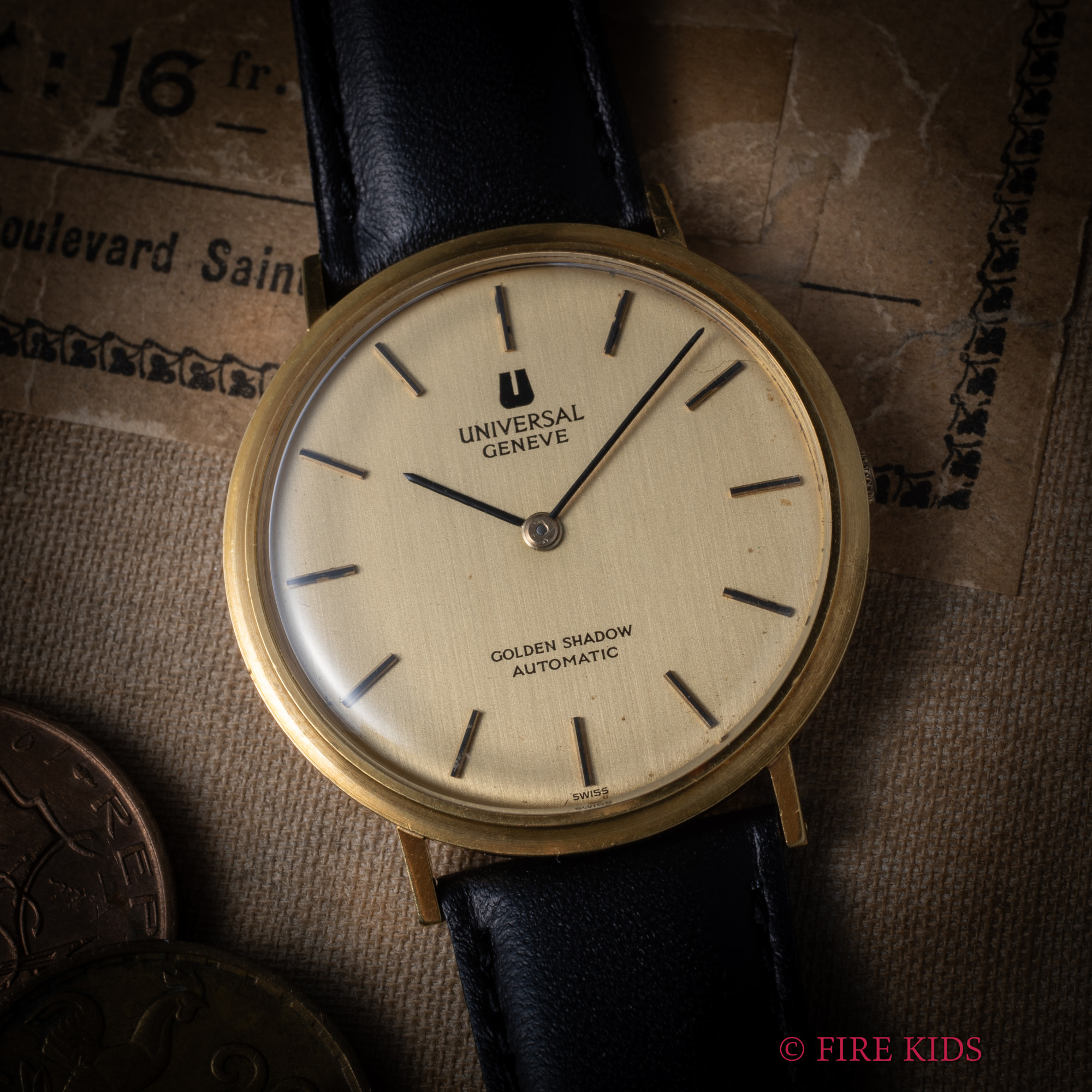 ユニバーサルジュネーブ ゴールデンシャドウ 18金無垢 マイクロローター 自動巻き 1970年代