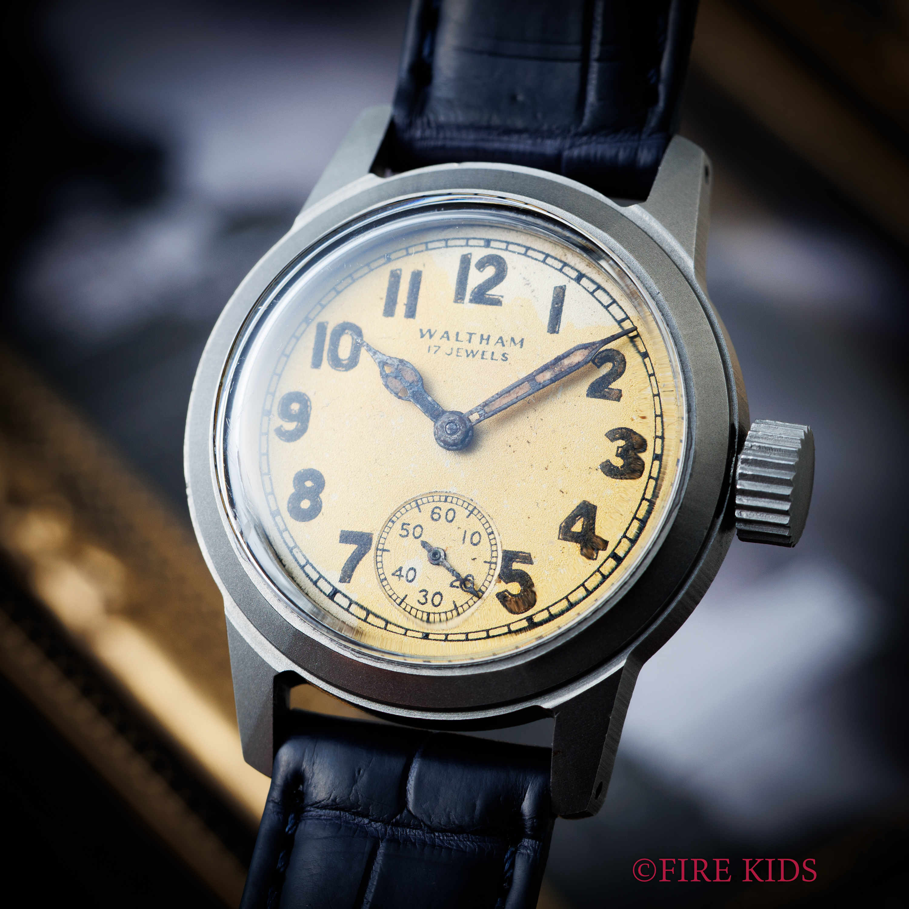 ウォルサム アメリカ軍用時計 第2次世界大戦 1940年代製 手巻き スモールセコンド アメリカ陸軍