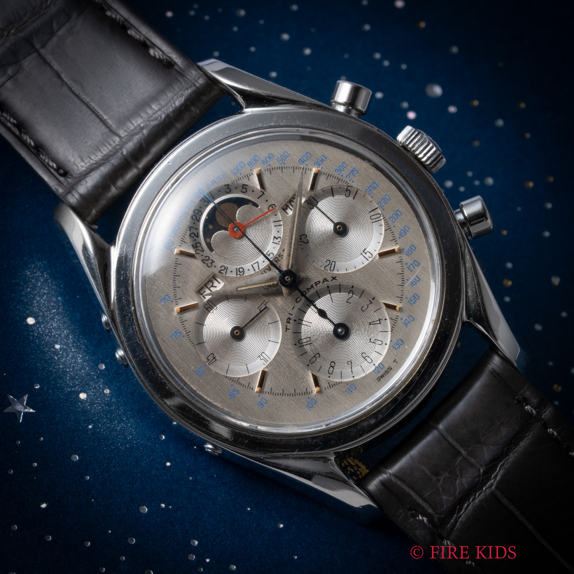 ユニバーサル・ジュネーブ トリコンパックス 1960年製（昭和35年製）Ref.2221001 2 手巻 Cal.281 トリプルカレンダームーンフェイズクロノグラフ