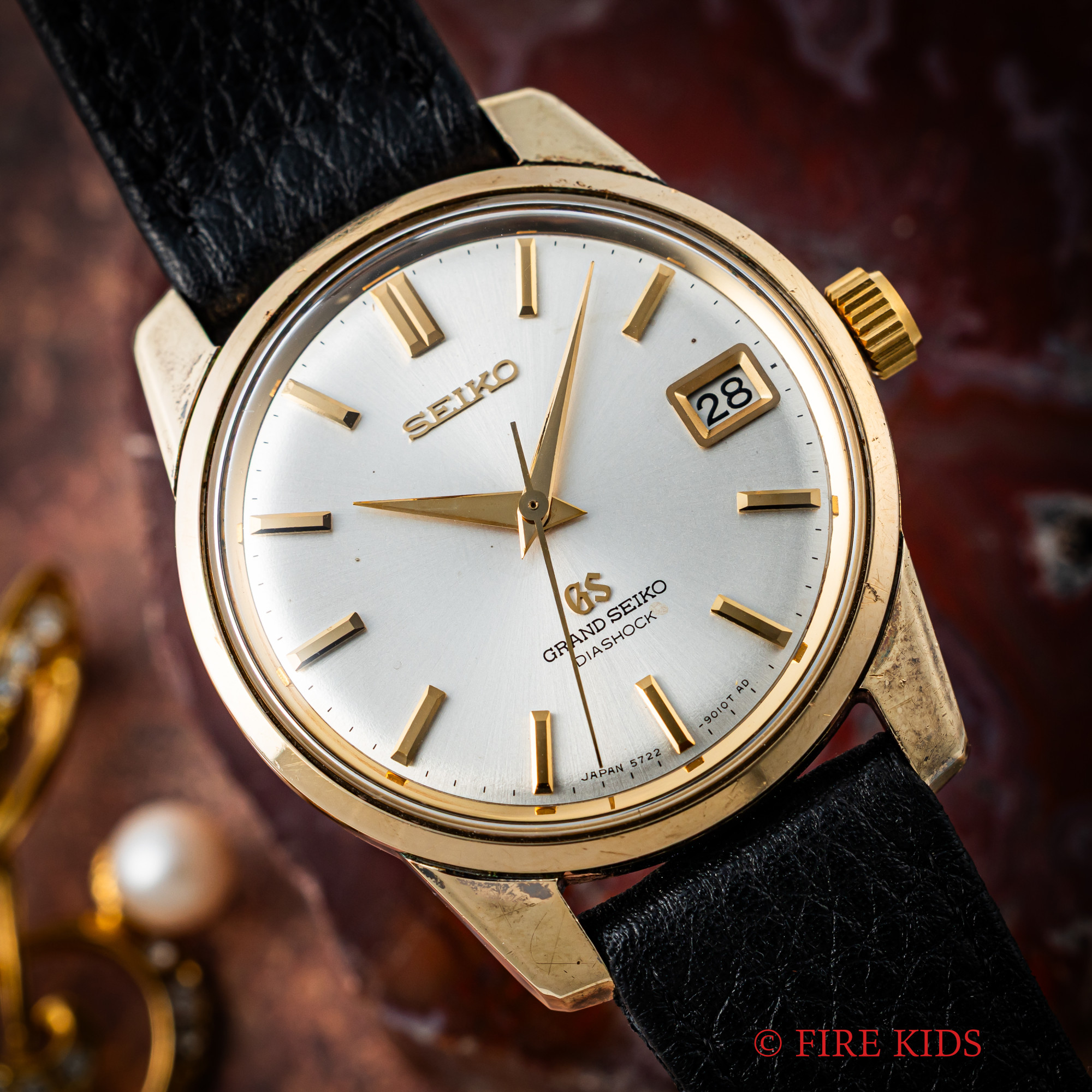 グランドセイコー セカンドモデル後期型 1966年製 GCケース Ref.5722-9010 ロービート手巻 Cal.5722B ライオンメダリオン