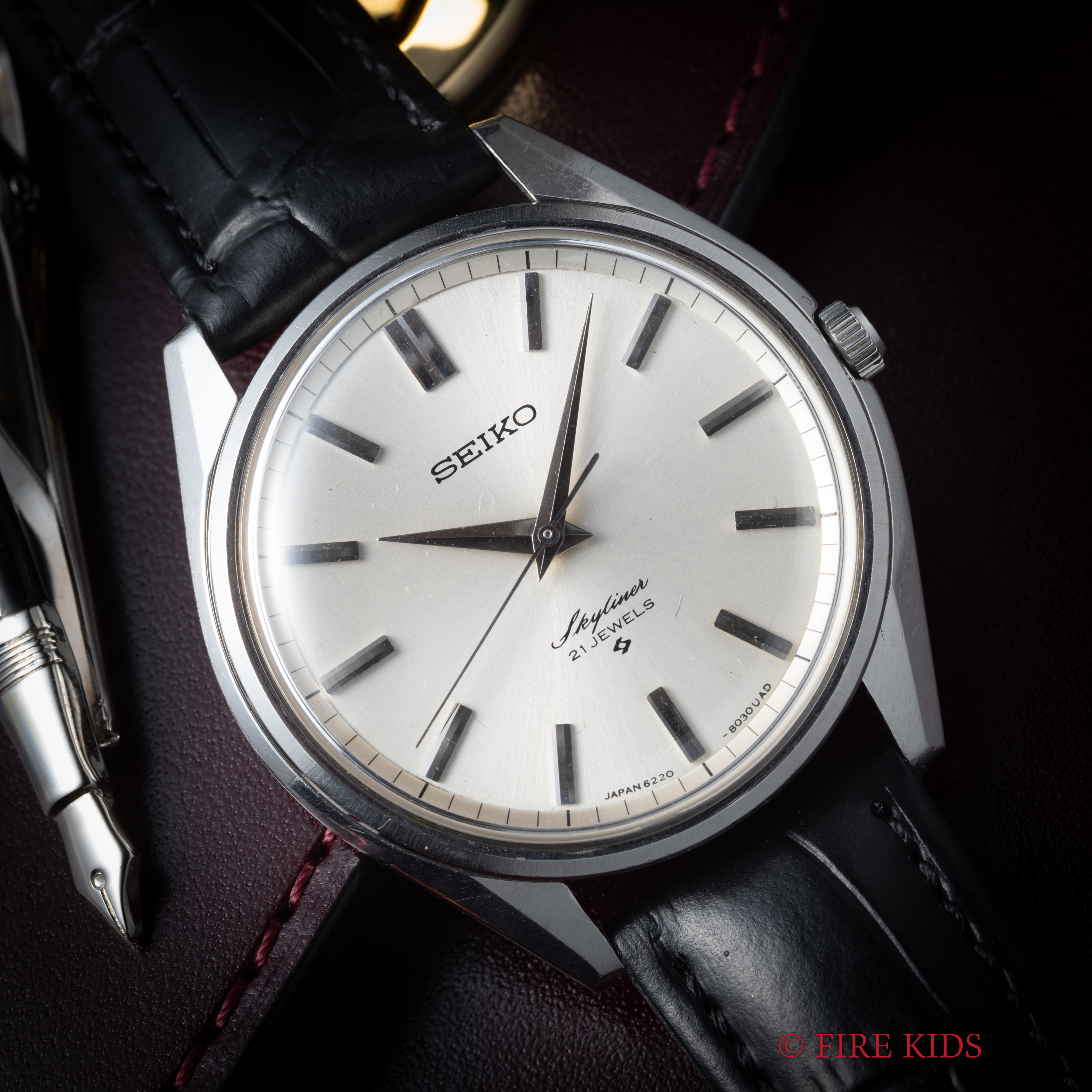 セイコー スカイライナー 1968年製 シルバーダイヤル 21石手巻き Ref.6220-8010 Cal.6220B