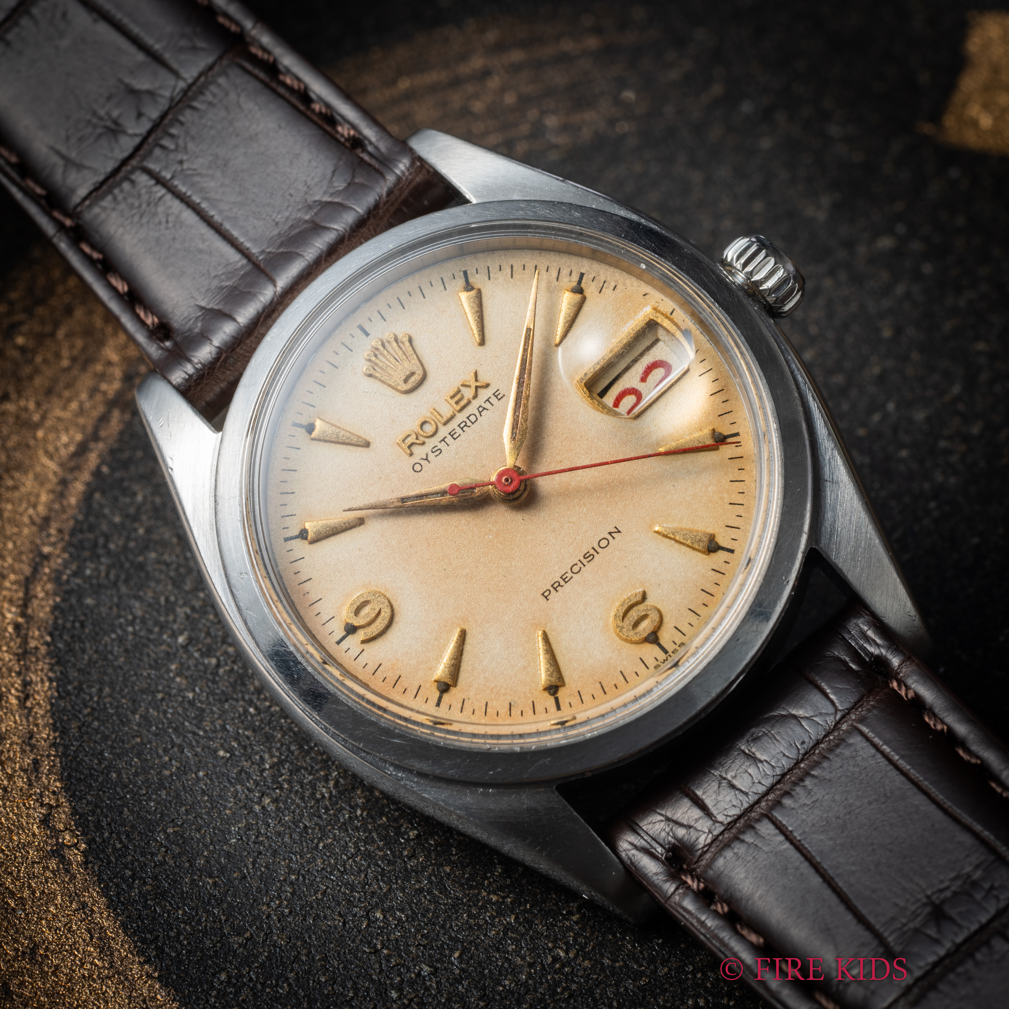 ロレックス オイスターデイト 1956年製 Ref.6494 赤秒針 手巻き 赤黒カレンダー