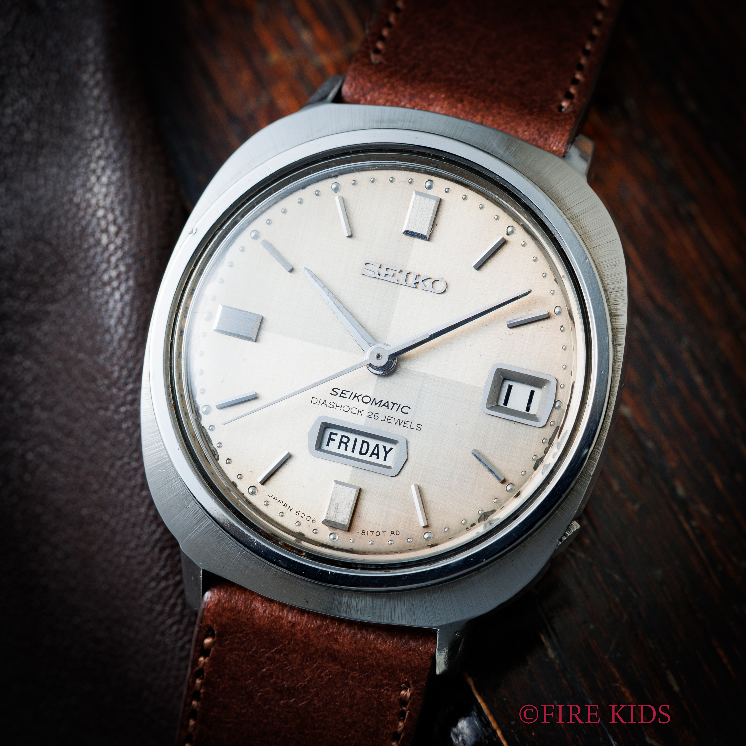 セイコー マチック 26石 デイデイト 変わり文字盤 自動巻き Ref.6206-8150 1976年製 自動巻き パールドット イルカマーク