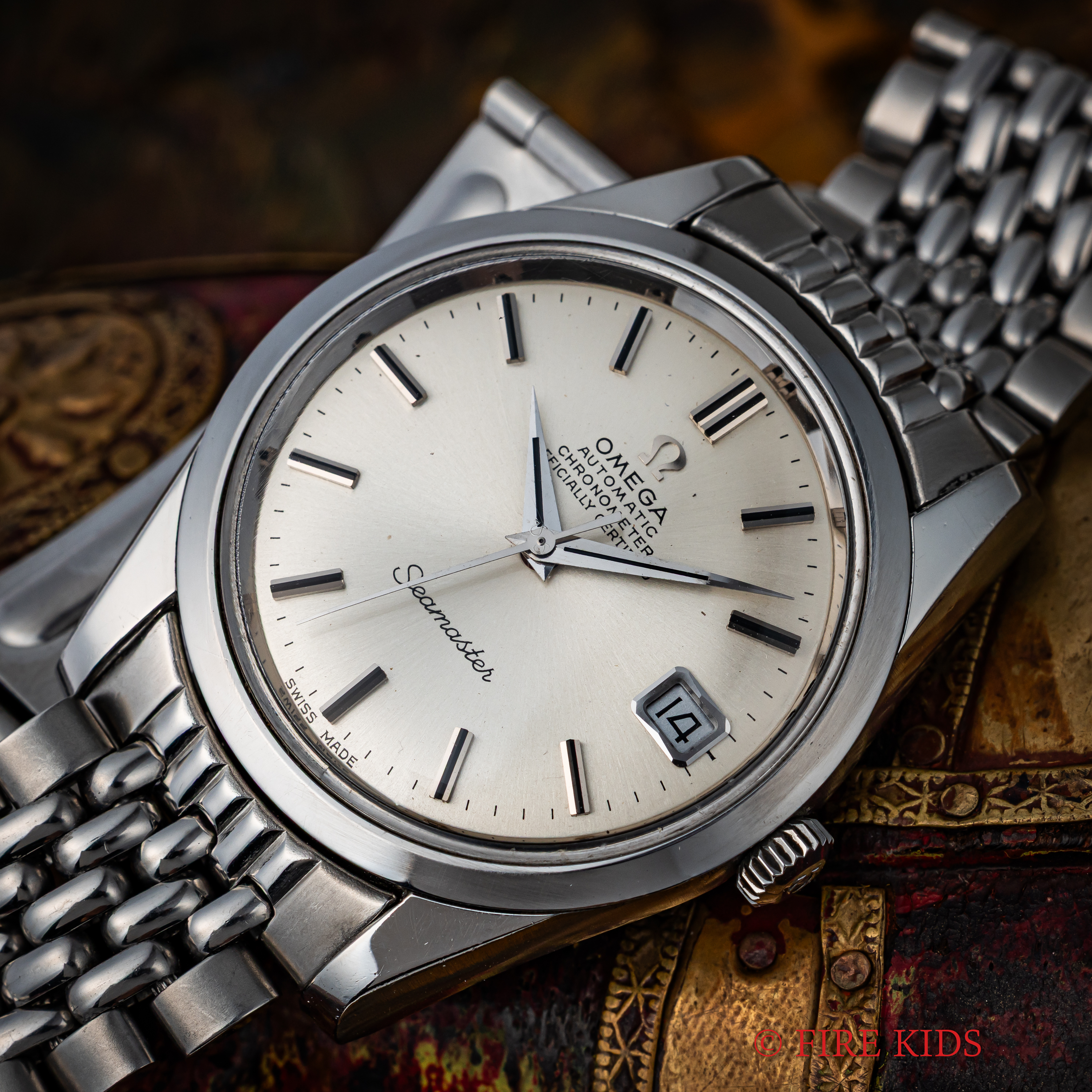 オメガ　シーマスタークロノメーター　1969年製　Ref.166.010　Cal.564　デイト付き　純正ライスブレス　自動巻き