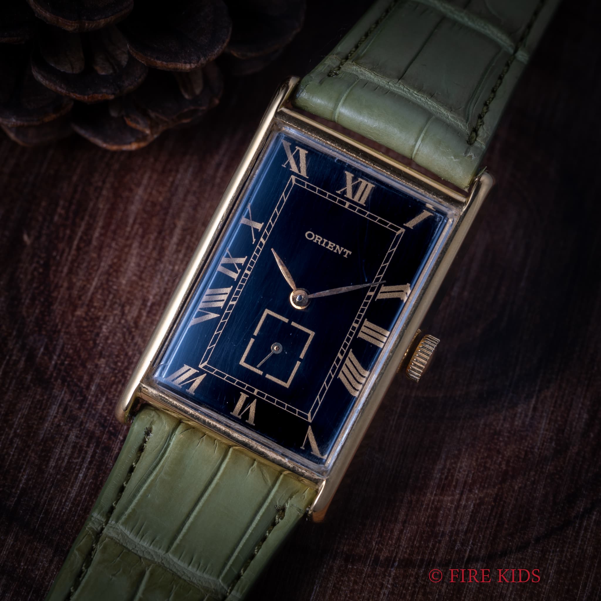 オリエント　レクタンギュラー　ブラックローマンダイヤル　Ref.I251402-40 手巻