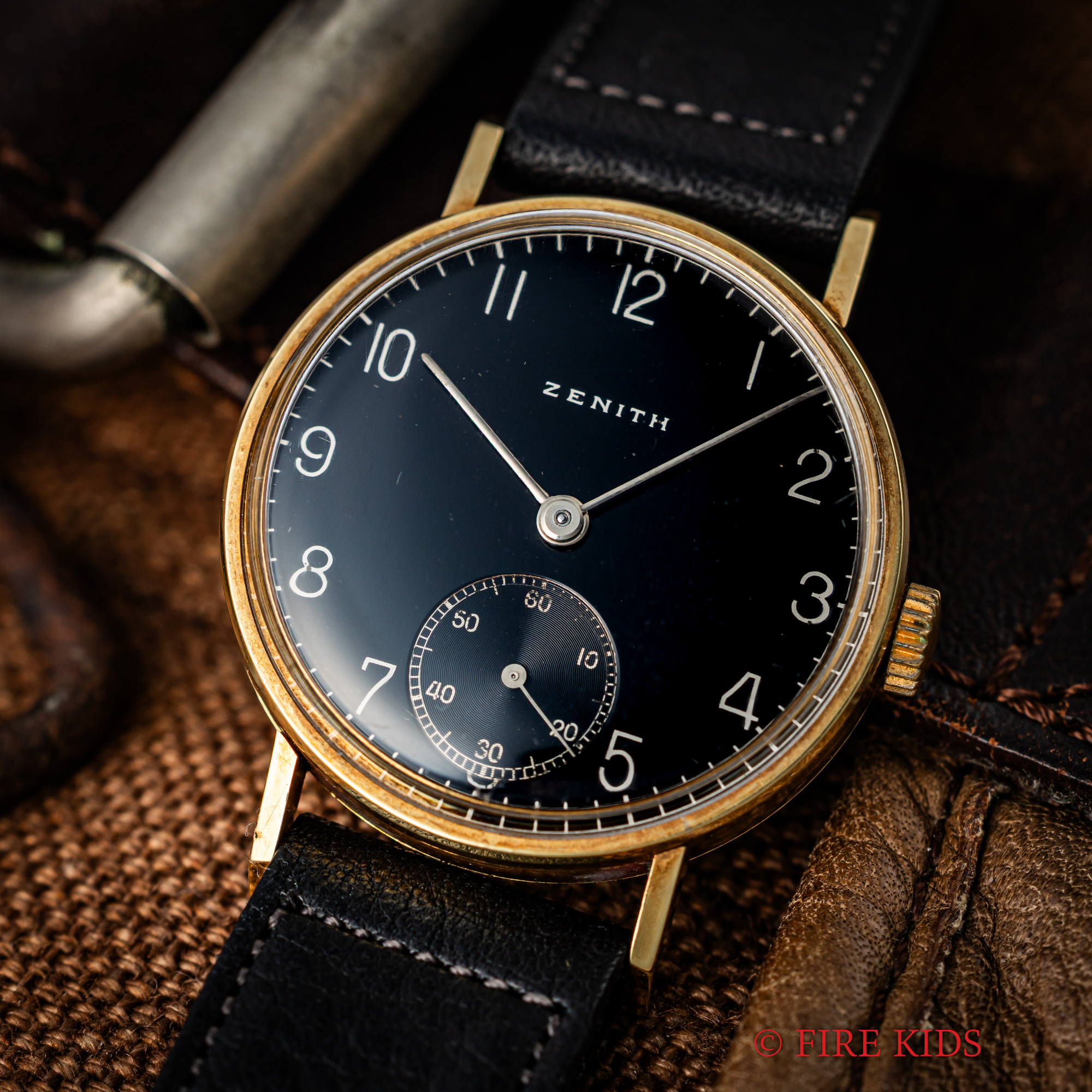 ゼニス シリンダーケース 18金無垢ケース 1940年代製