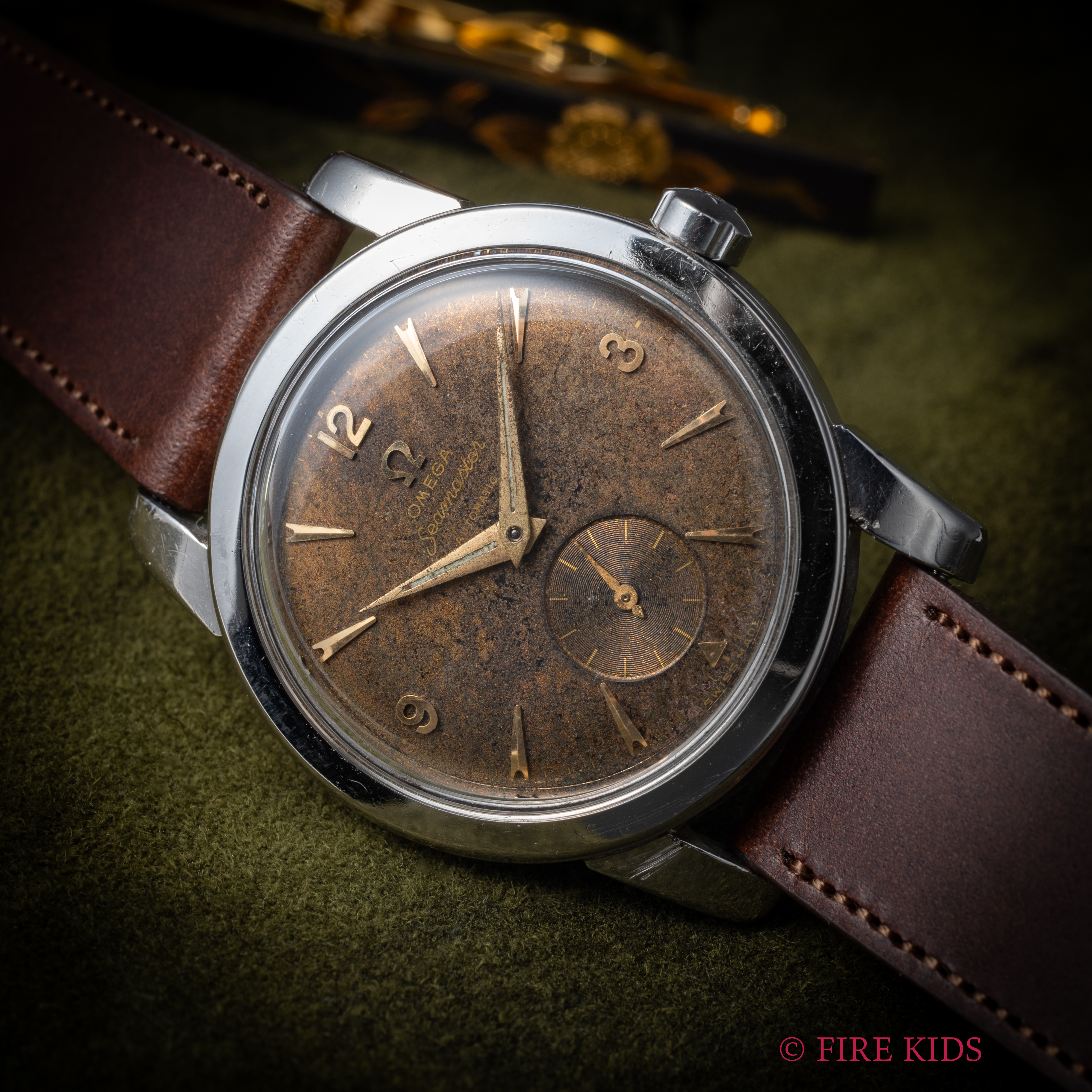 オメガ　シーマスター　バンパー　Ref.C2576-6　1947年製　ブラックパティーナ