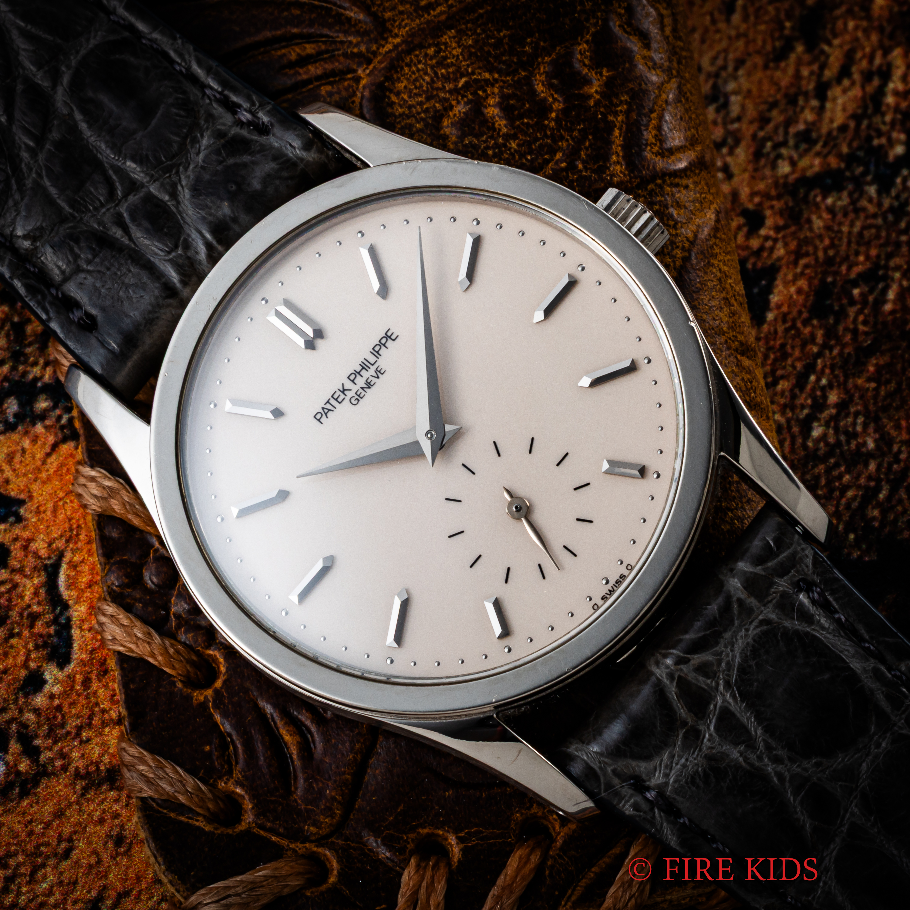 パテックフィリップ カラトラバ Ref.3796 18金ホワイトゴールド Cal.215 サービスBOX 純正18金尾錠付き