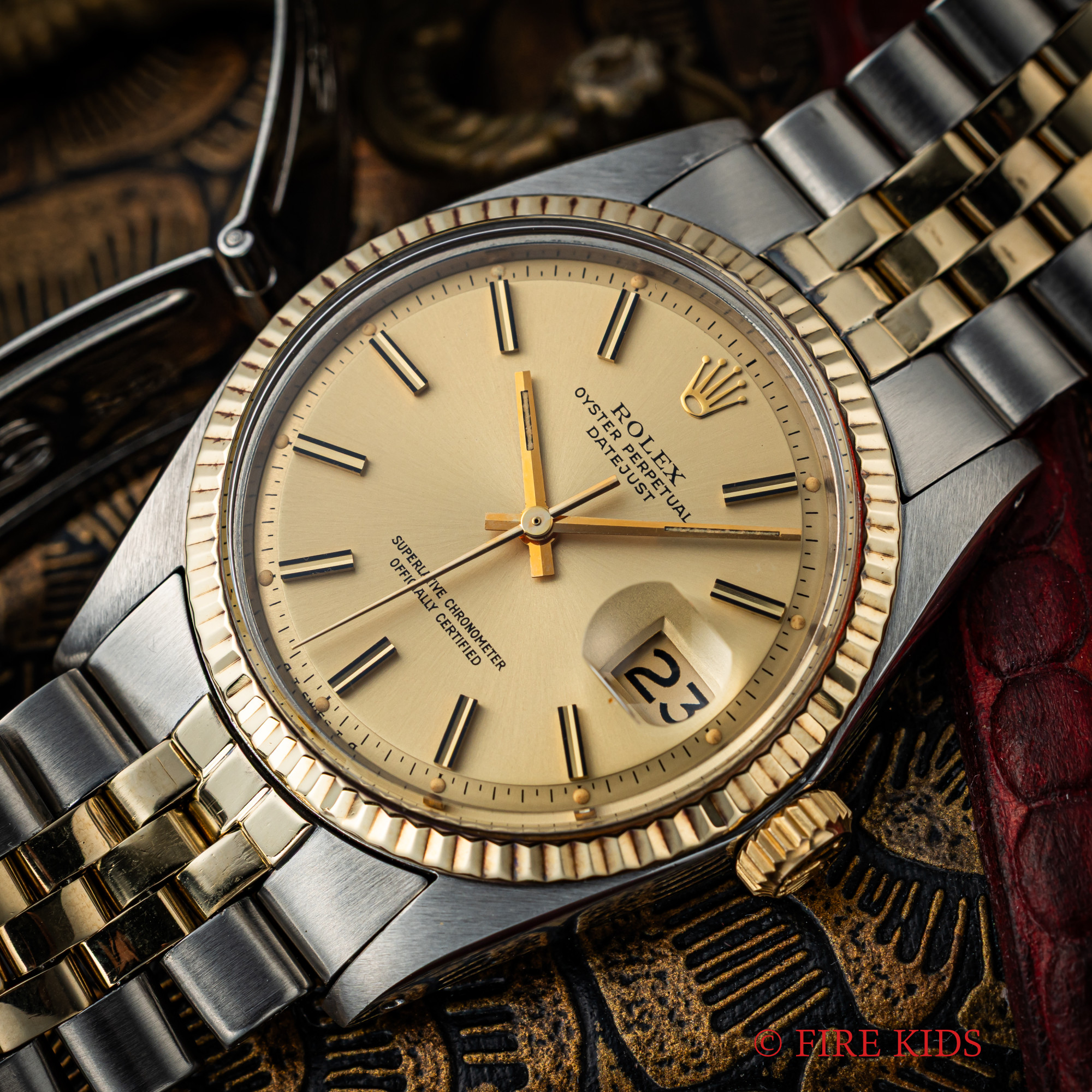 ロレックス デイトジャスト コンビ Ref.1601 1972年製 Cal.1570ハック付き シグマダイヤル 純正コンビ巻きジュビリーブレス