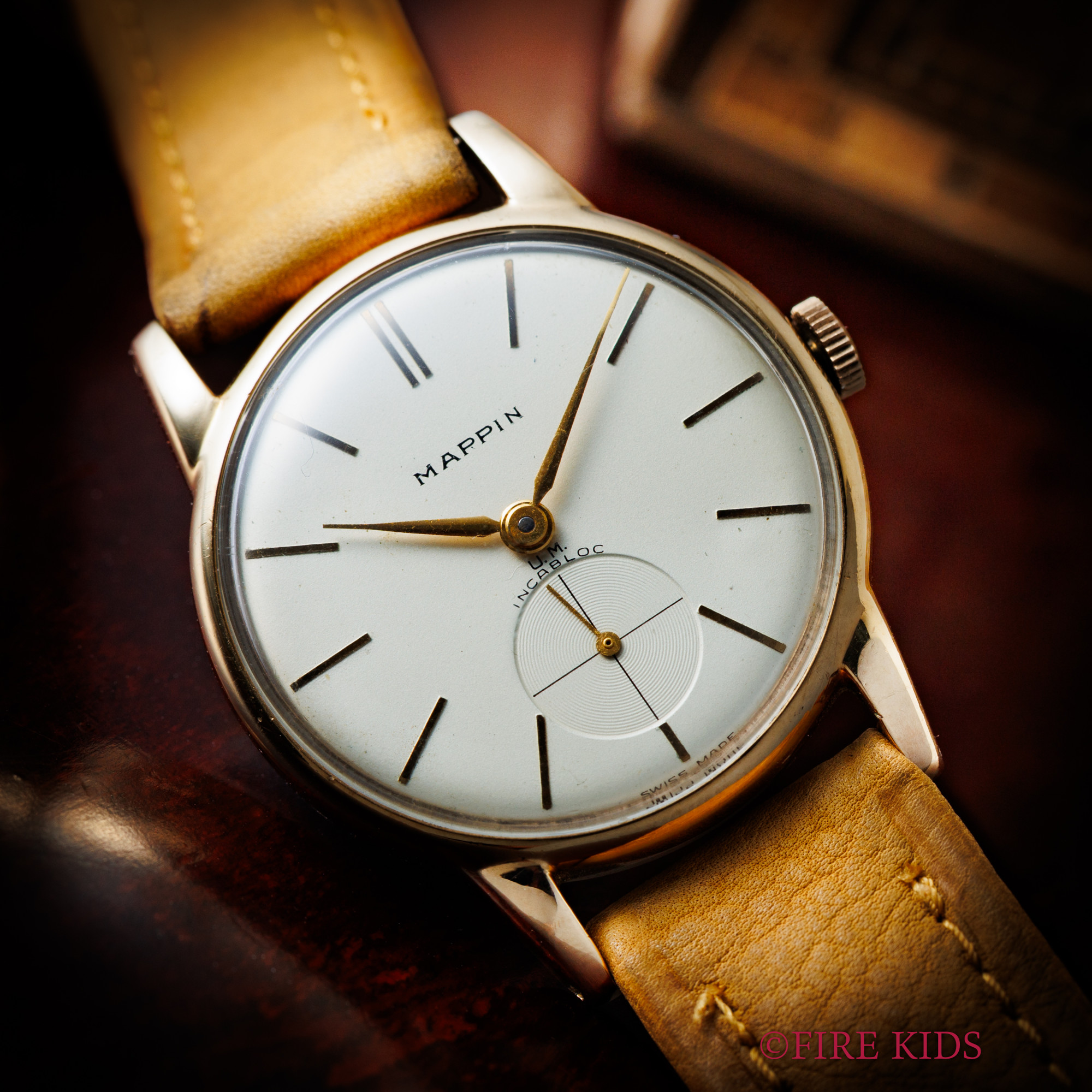 マッピン 9金無垢デニソンケース 1961年製 裏蓋刻印入り純正箱付 スモールセコンド手巻き Ref.12858 Cal.1002