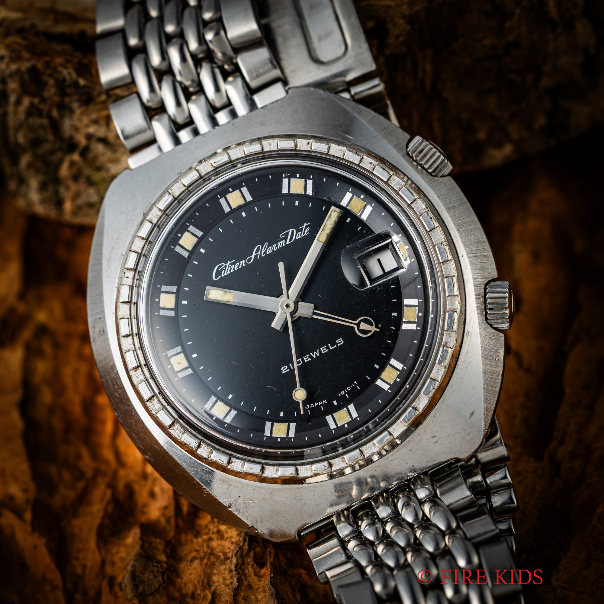 シチズン アラームデイト 1968年製 ブラックダイヤル 純正ブレス付き 手巻き パラウォーター 防水スナップ
