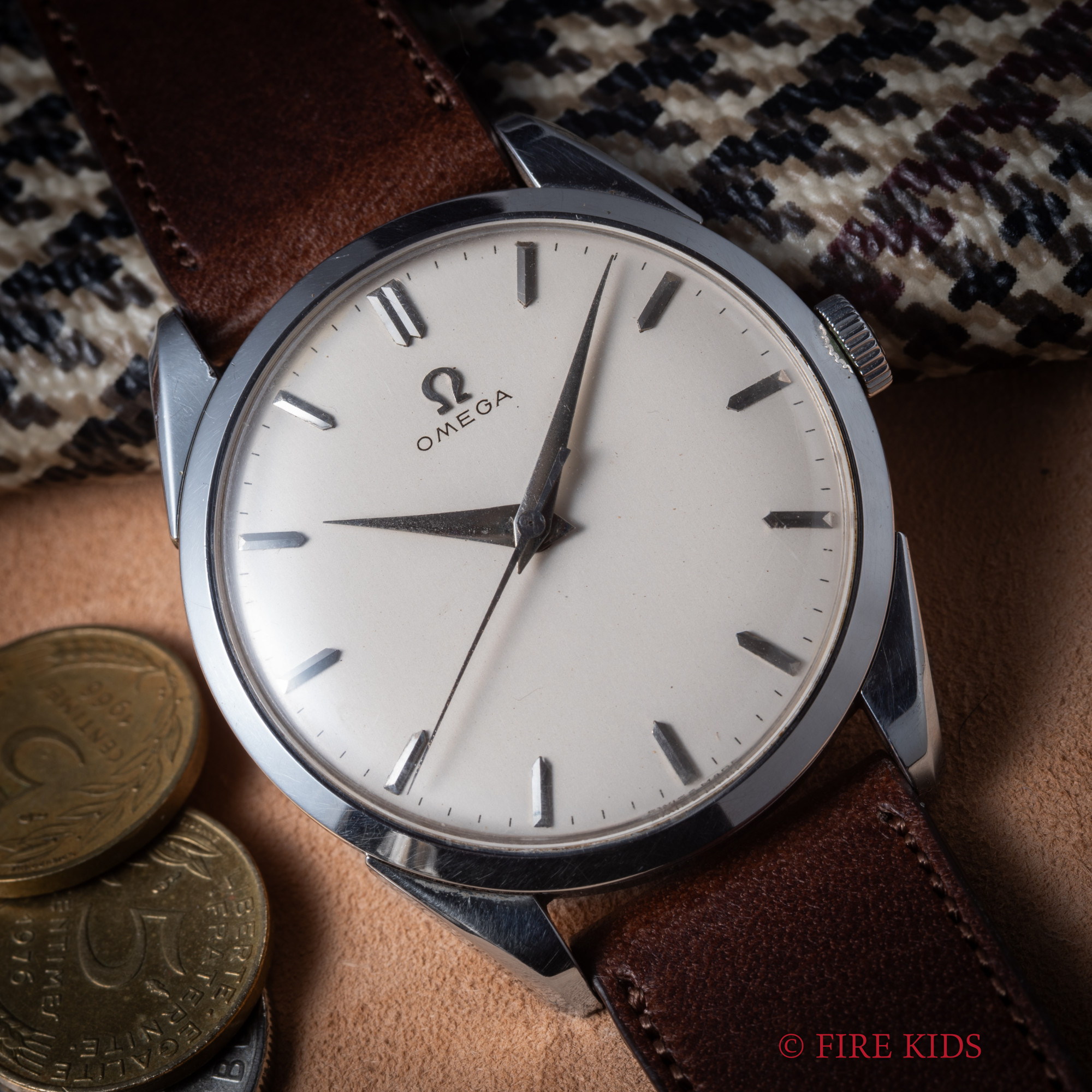 オメガ　ラウンド　30mmキャリバー　cal.284　ref.2910-9SC　1958年製　