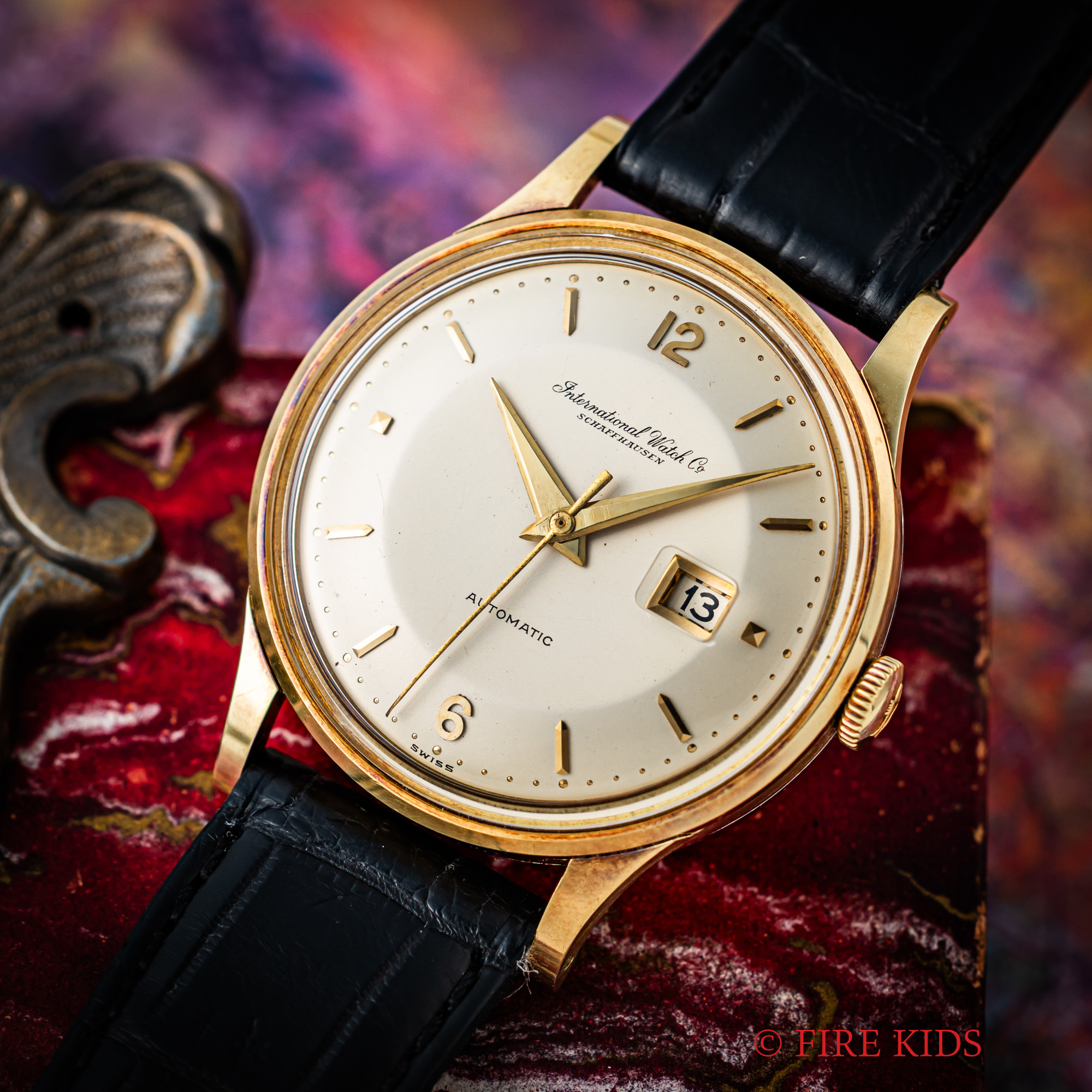 IWC 14金無垢/ステンバックケース 1962年製 ペラトン式自動巻きCal.8531 寄り目 シーラカンスリューズ