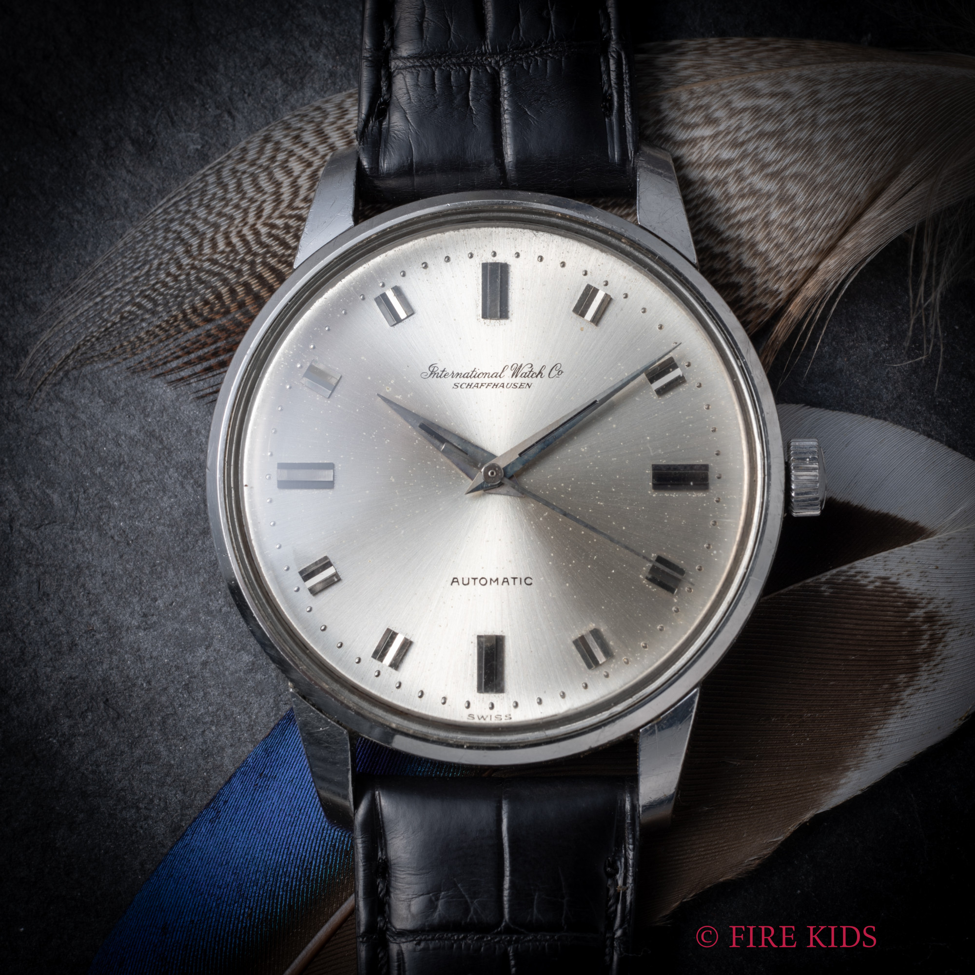 IWC ラウンド ビックケース 1960年製 筆記体ロゴ オールドインター Cal.853 ペラトン式自動巻き ノンデイト お魚リューズ 防水スナップ