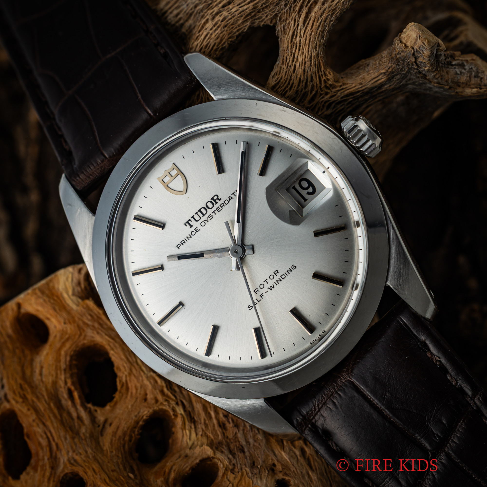 チューダー プリンスオイスターデイト 盾ロゴ 自動巻き 1968年製 王冠リューズ