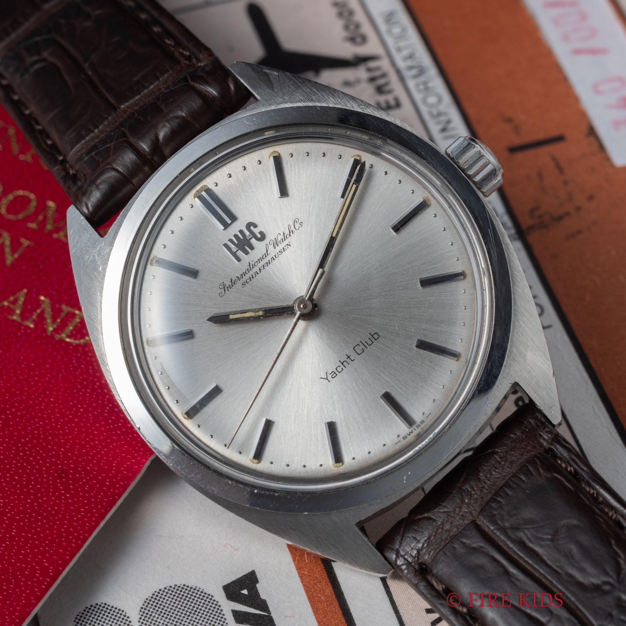 IWC ヨットクラブ 希少Cal.89搭載 手巻き 1974年製 ノンデイト お魚リューズ 箱、ギャランティー付き