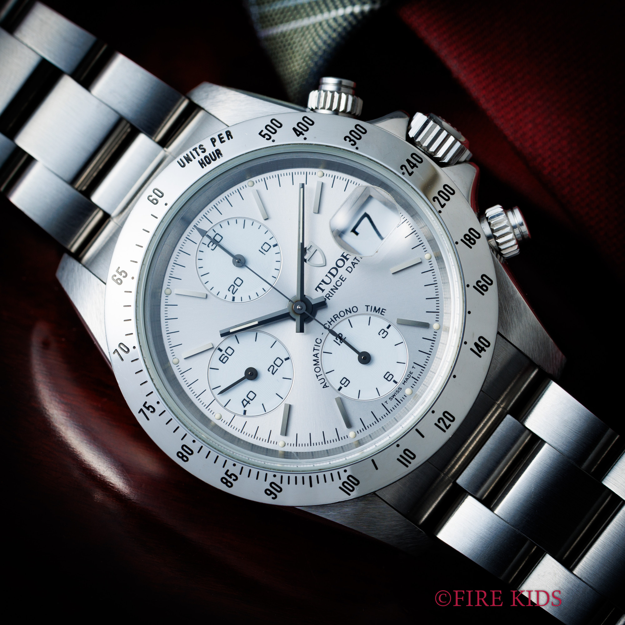 チューダー クロノタイム シルバーダイヤル Cal.7750 自動巻きクロノグラフ ステンレスベゼル 1997年製 箱、ギャランティー付き