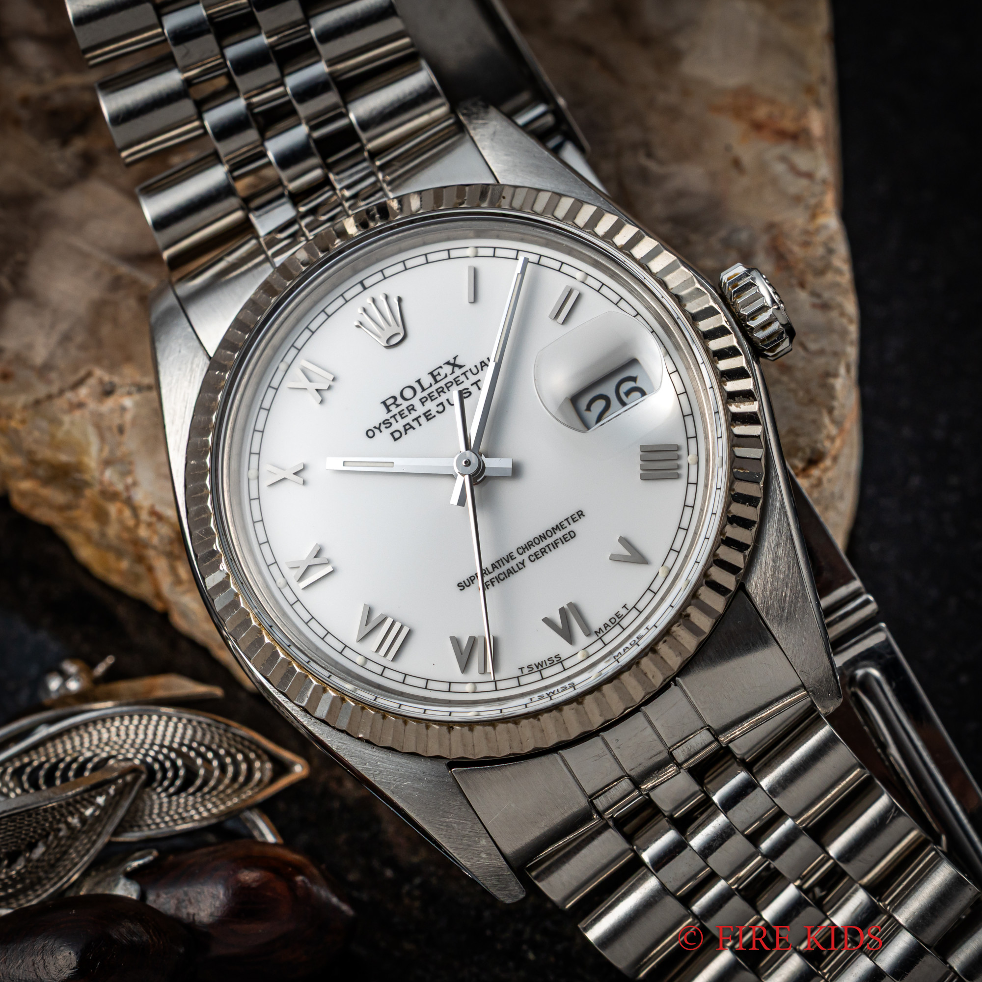 ロレックス 1985年製 デイトジャスト ホワイトローマンダイヤル Ref.16014 自動巻 純正ジュビリーブレス オールトリチウム