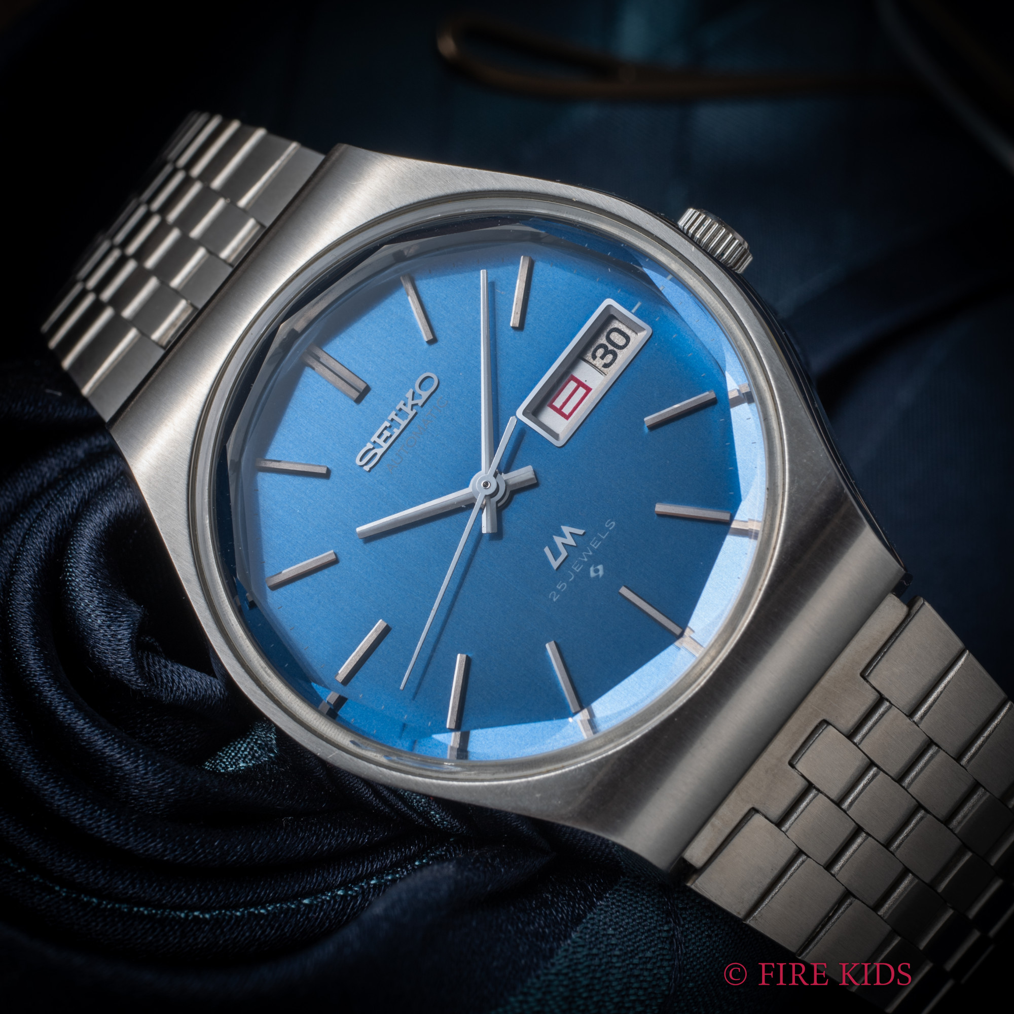 セイコー　LM　ref.5606-8100　1975年製　N.O.S　ブルー　カットガラス　自動巻き