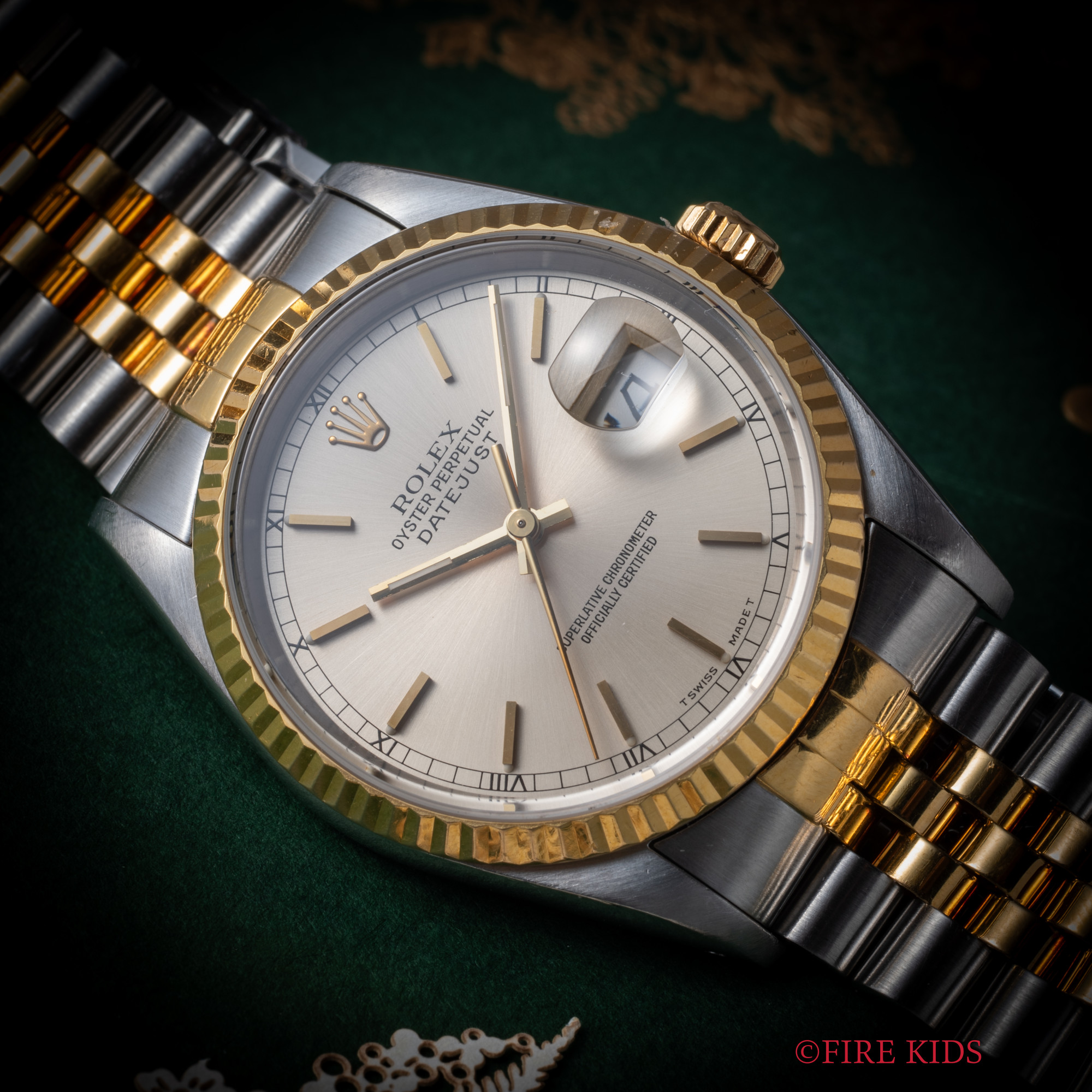 ロレックス 1993年製 デイトジャスト コンビ Ref.16233 シルバーダイヤル 自動巻クロノメーター 純正コンビジュビリーブレス