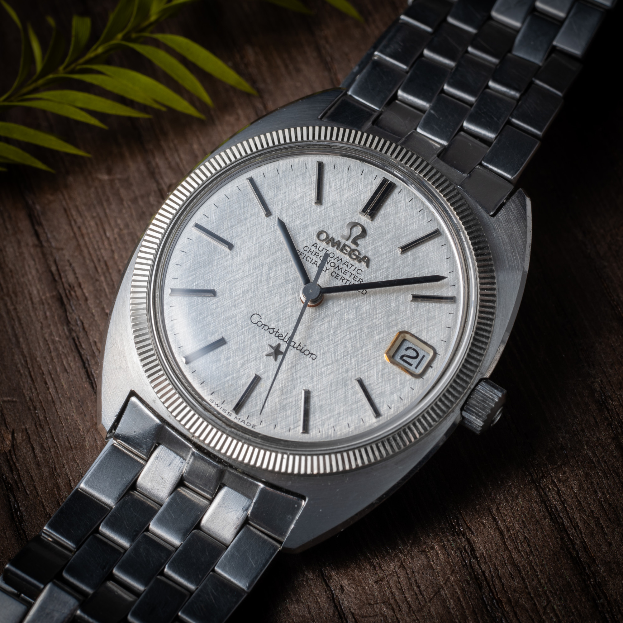 オメガ コンステレーション 1968年製 ジェンタデザイン 前期 WGコインエッジベゼル　リネンダイヤル