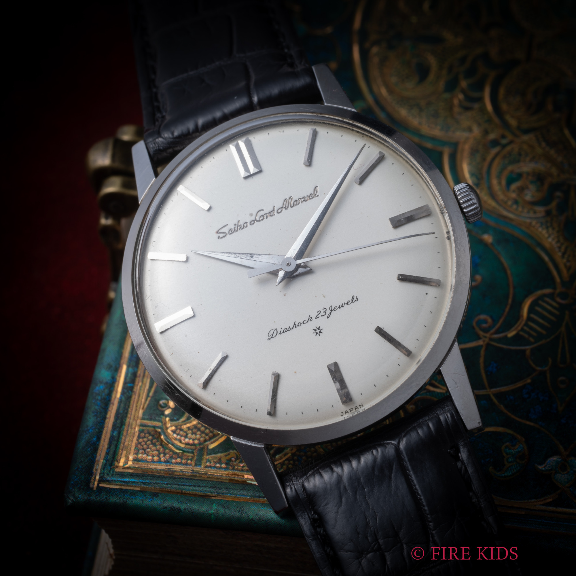 セイコー ロードマーベル 彫ロゴ ハマグリケース 1961年製 手巻き SDダイヤル