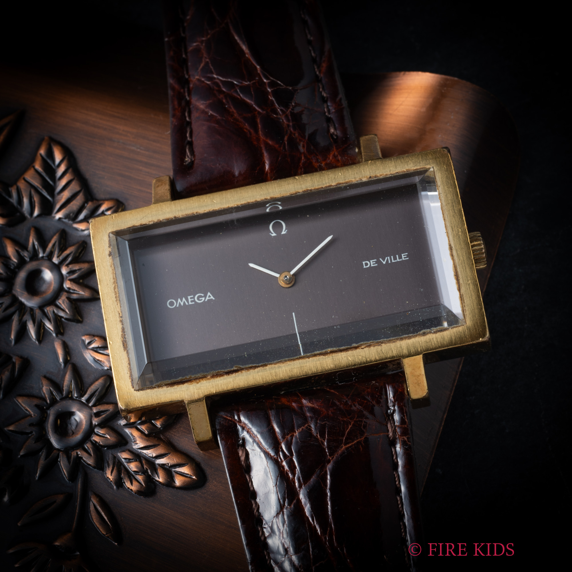 オメガ デ・ヴィル 1972年製 手巻き エメラルドライン 金張り/ステンバック