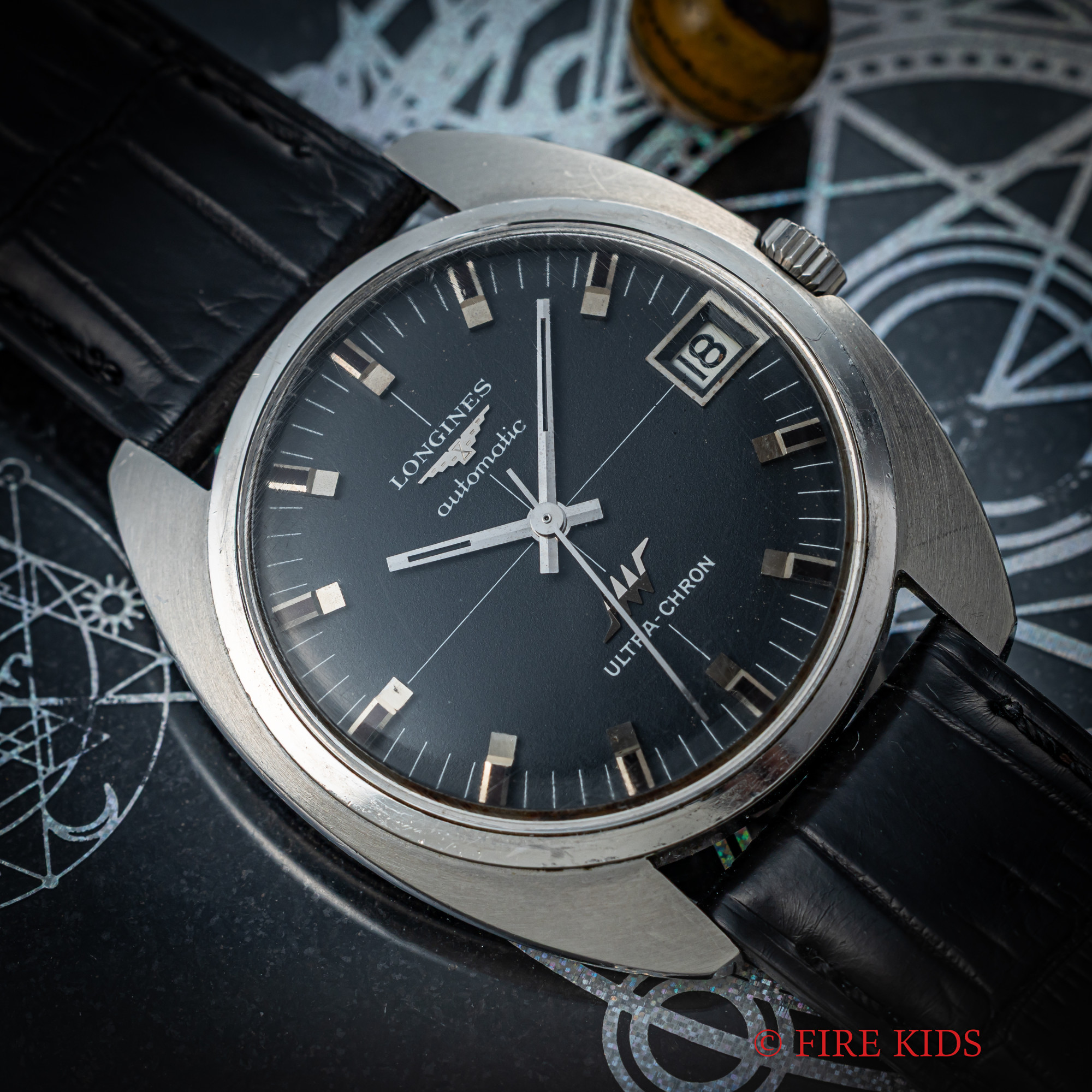 ロンジン ウルトラクロン 薄型10振動自動巻き グレーダイヤル Cラインケース  クロスライン 1969年製