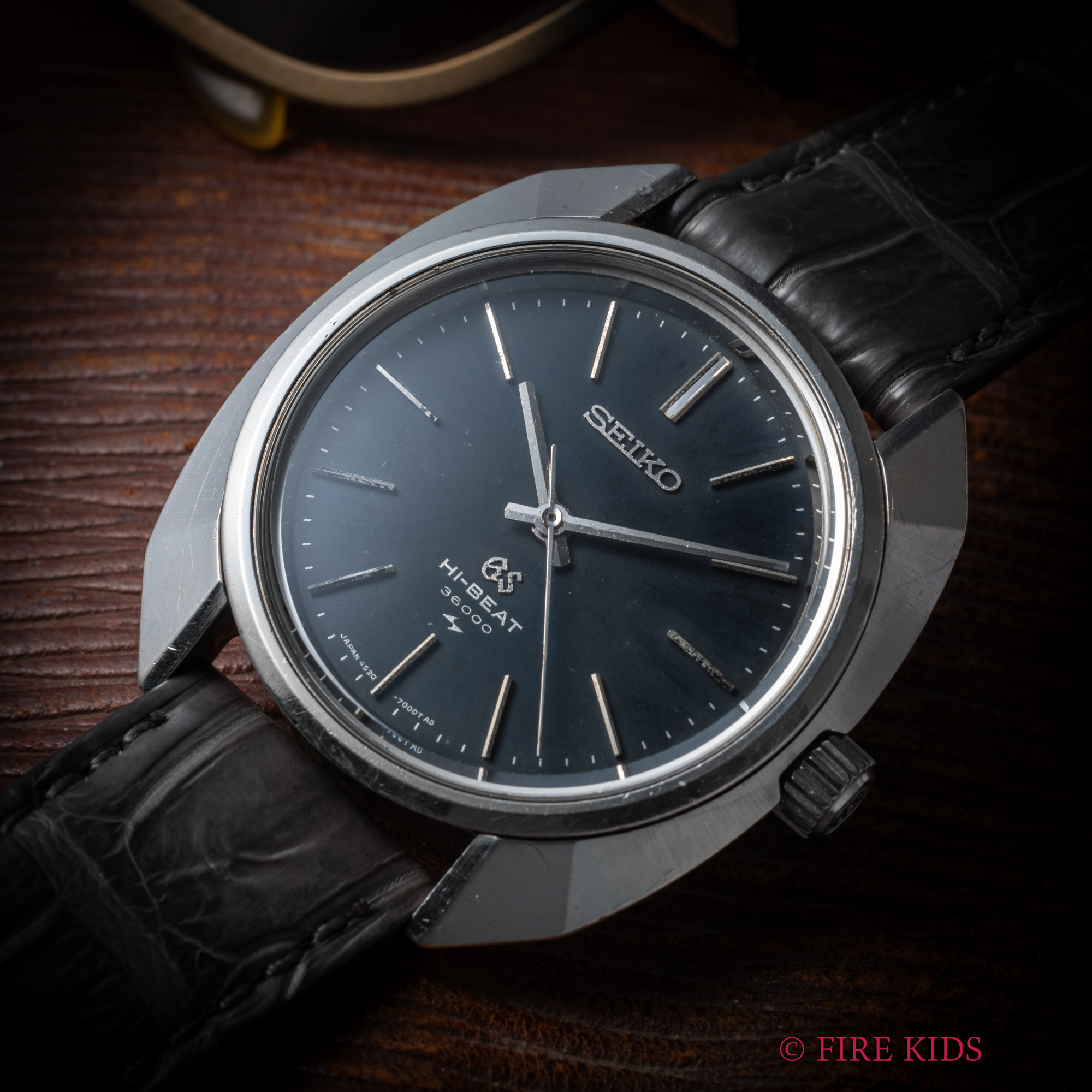 グランドセイコー 45GSオクタゴン 1969年製　10振動手巻き　ノンデイト　ネイビーダイヤル