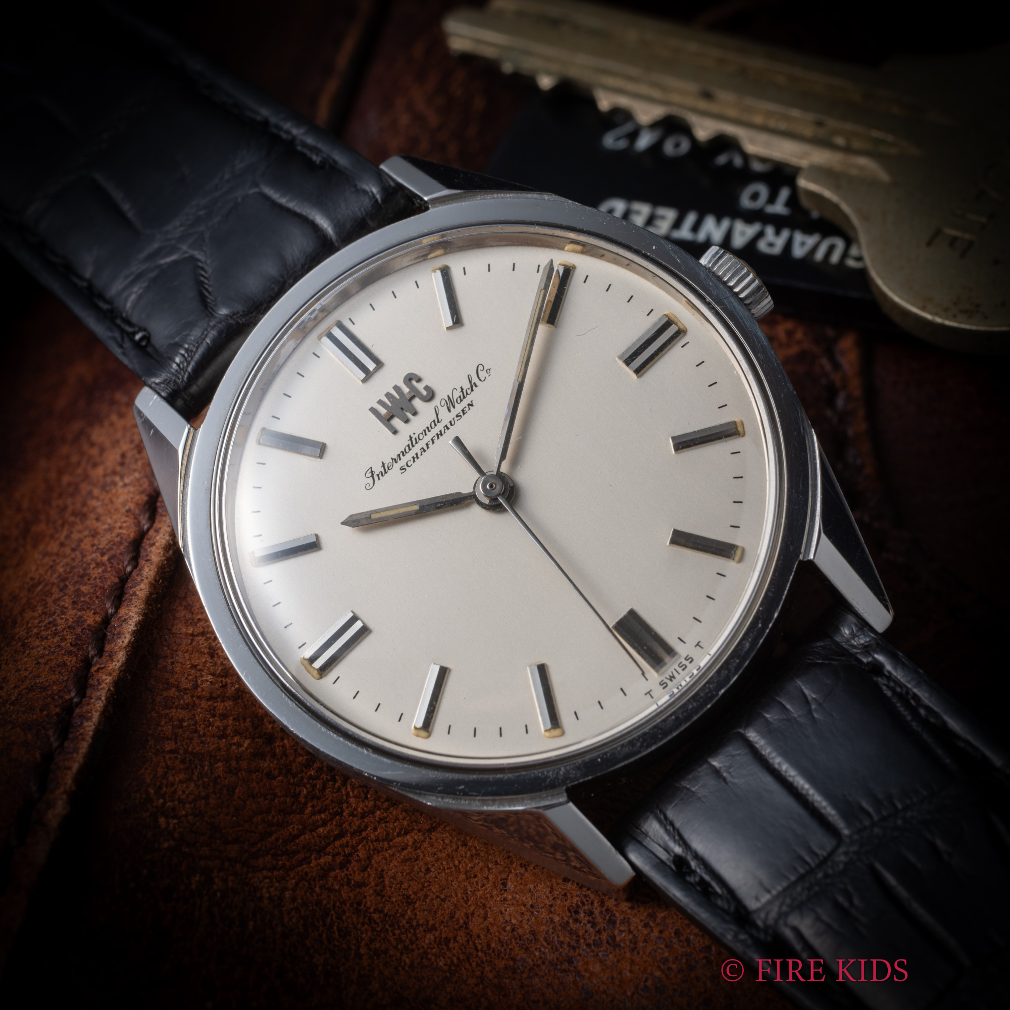 IWC ラウンドケース ノンデイト 1969年製 Ref.810A 手巻き