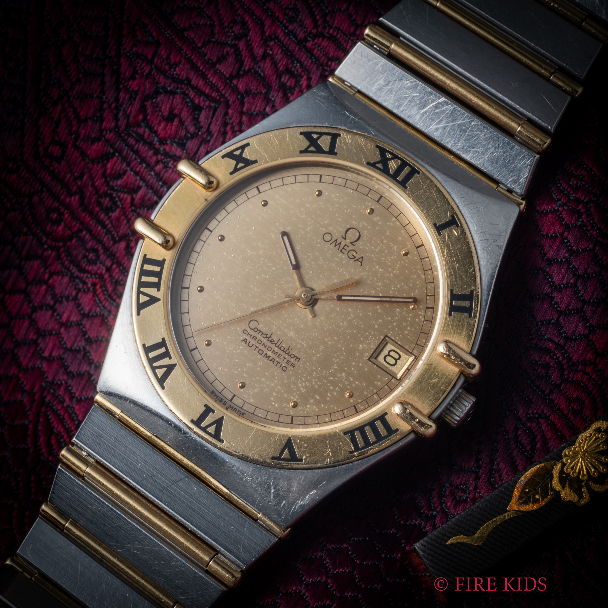 オメガ コンステレーション マンハッタン コンビ 1986年製 自動巻クロノメーター 裏スケルトン