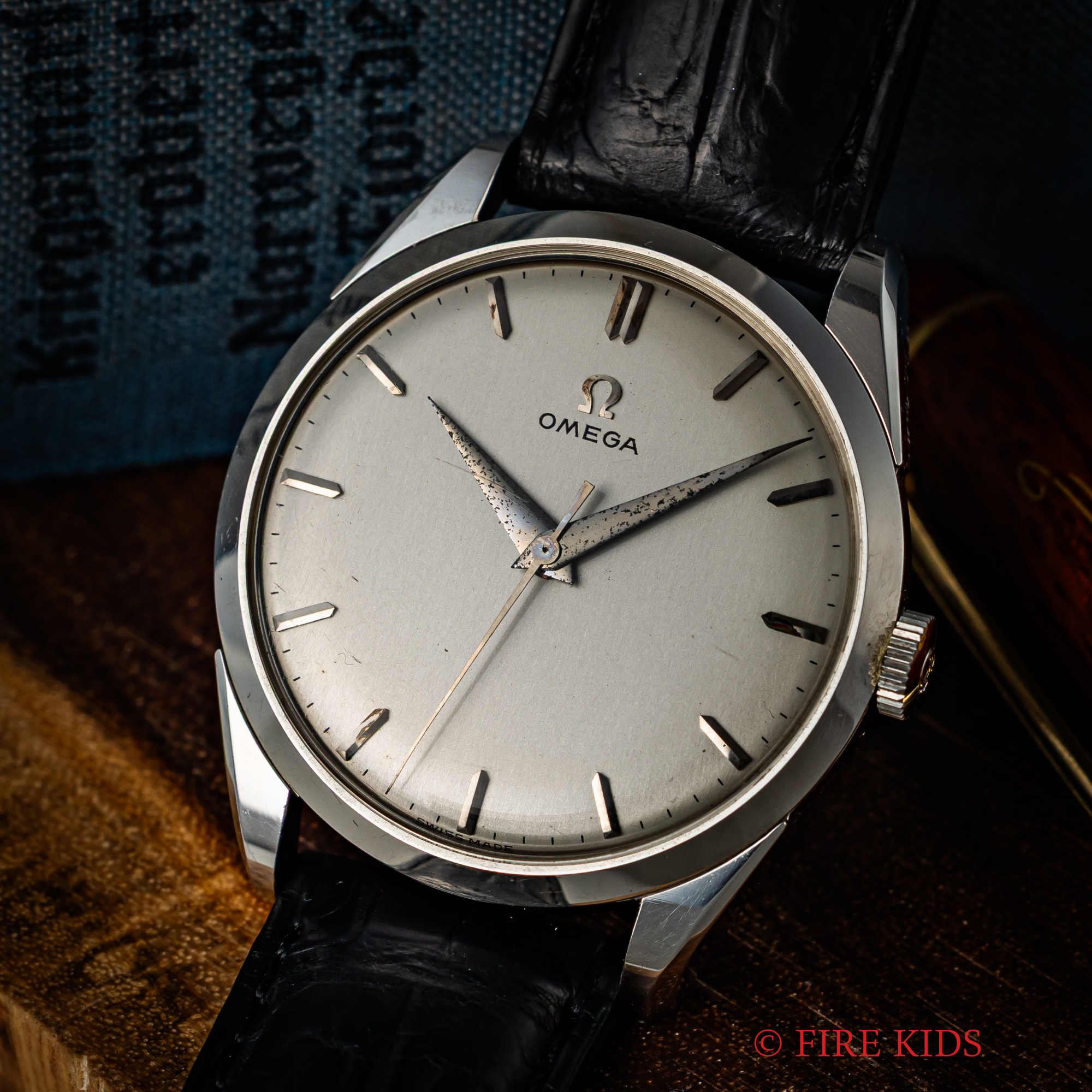 オメガ 30mmキャリバー 1956年製 Ref.2910-1SC センタセコンド手巻 Cal.284 ノンポリッシュ 純正尾錠