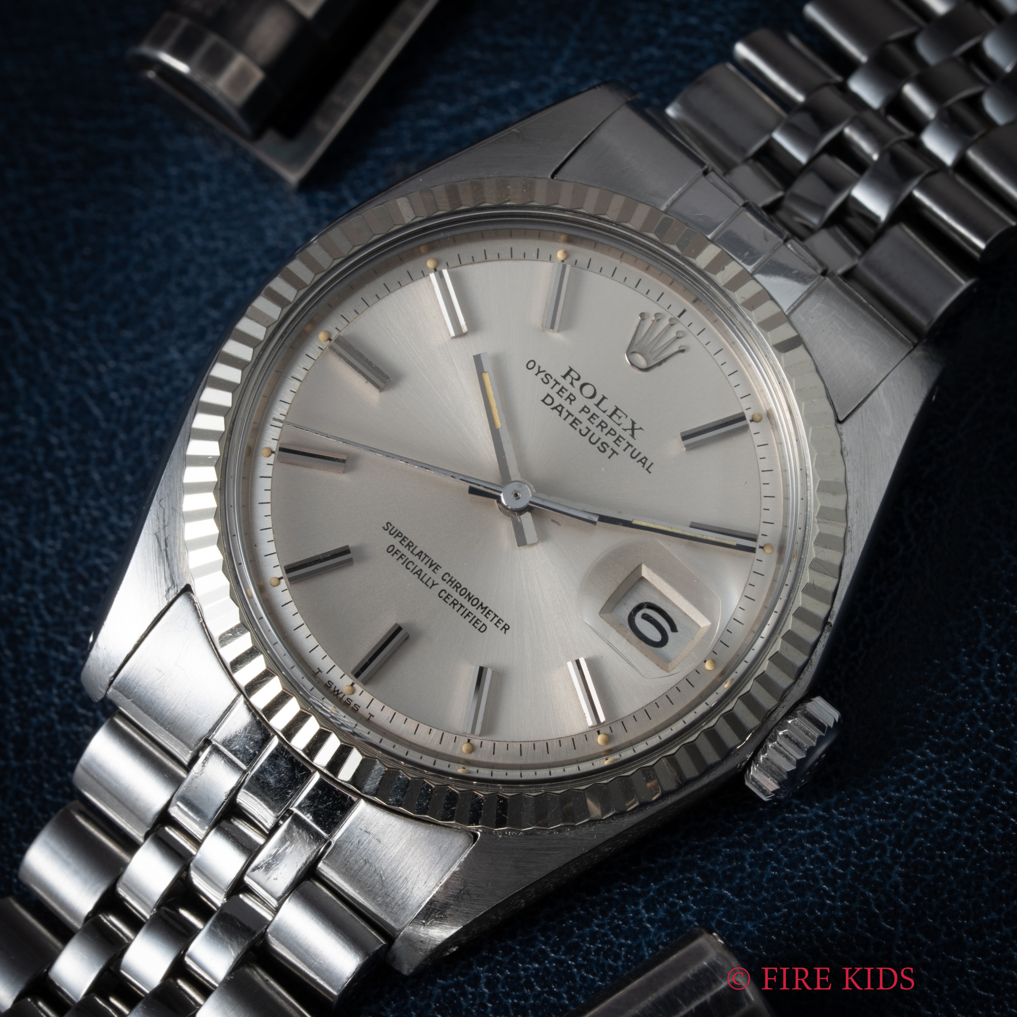 ロレックス デイトジャスト 1973年製 Ref.1601 WGベゼル 自動巻 Cal.1570 国際サービス保証書付き