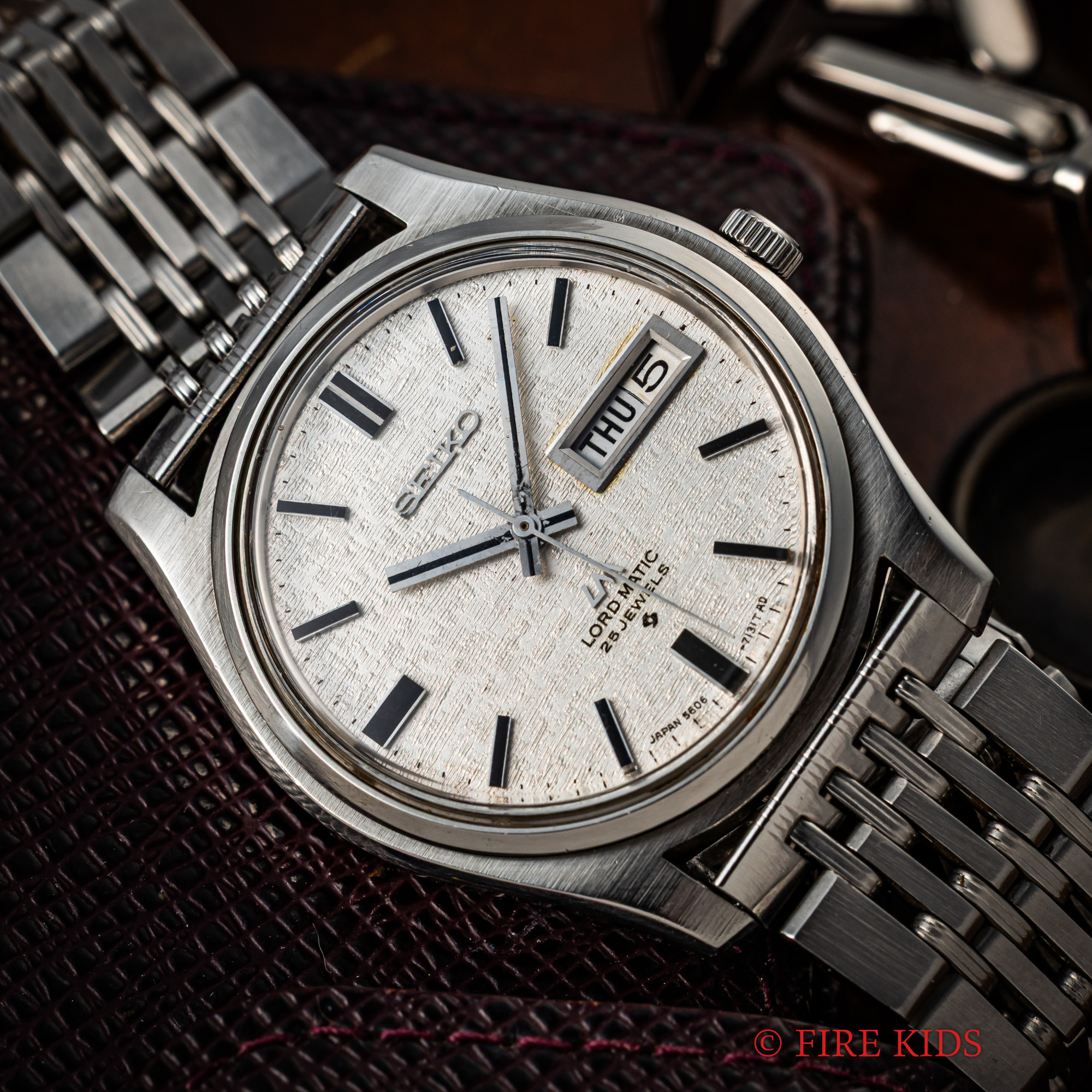 セイコー ロードマチック LM シルバーリネンダイヤル 1970年製 純正ブレス付き デイデイト 漢字デイト Ref.5606-7030